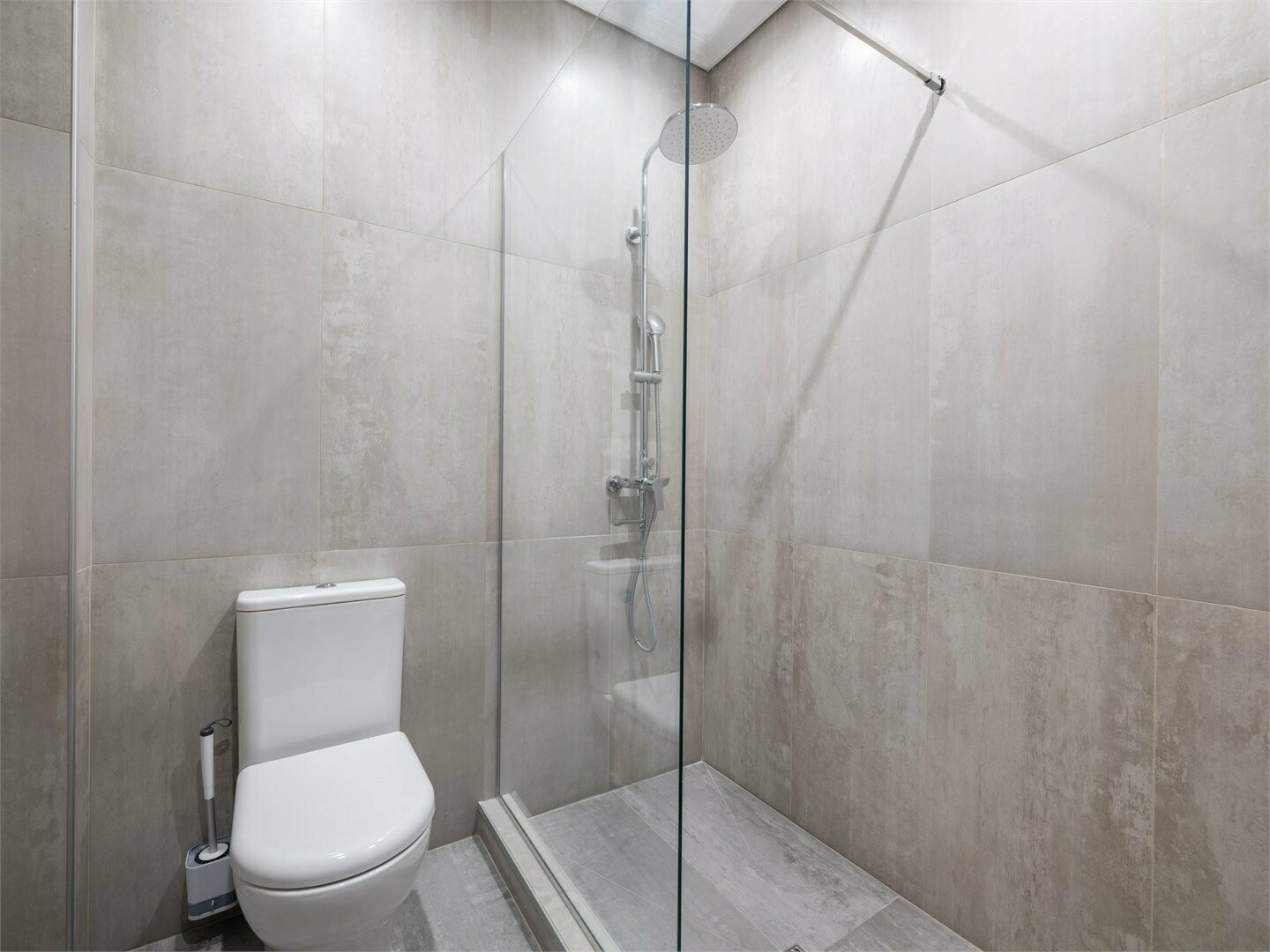 Семейный полулюкс с 2 двуспальными кроватями