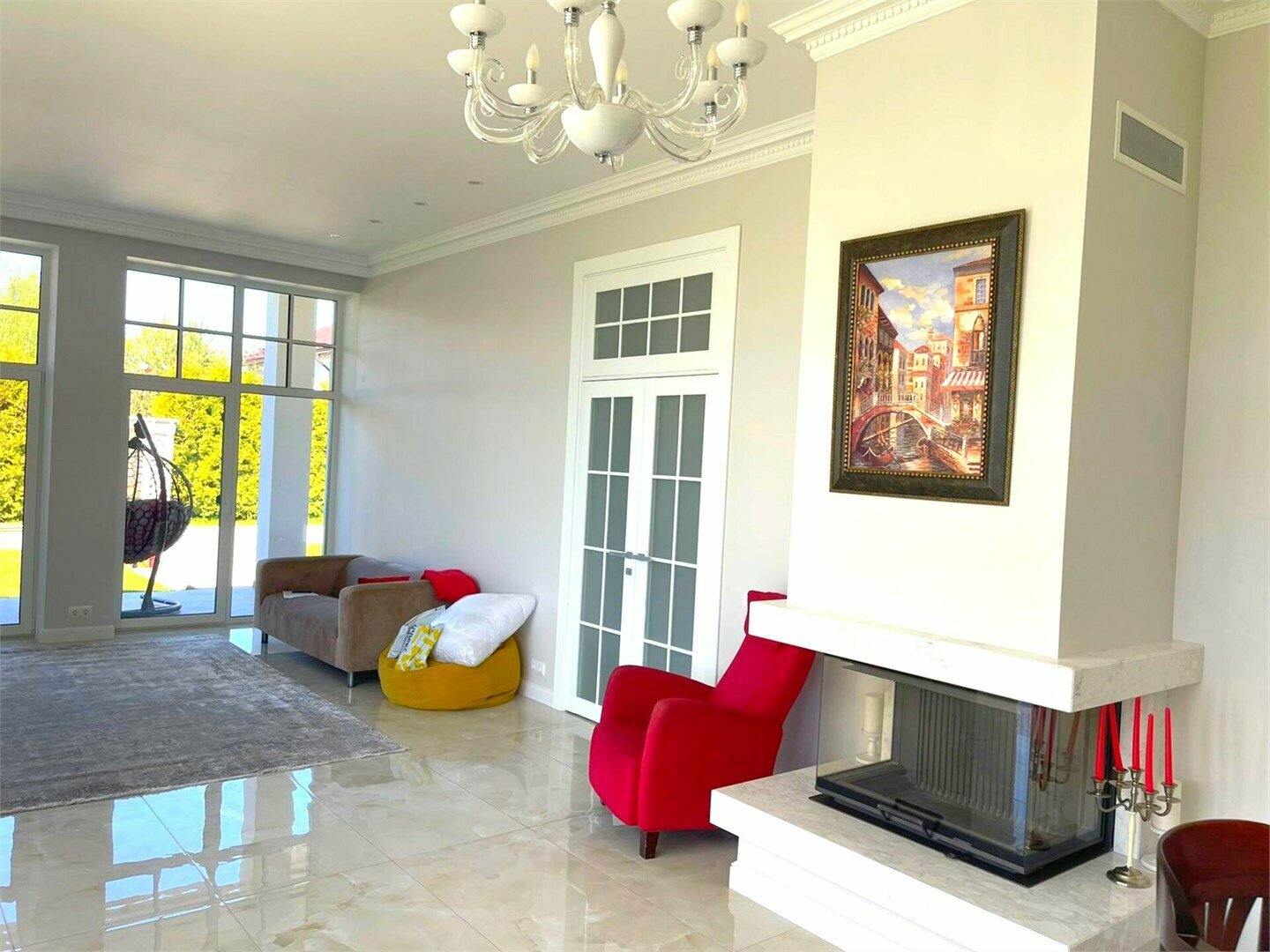 Дом с 6-ю спальнями