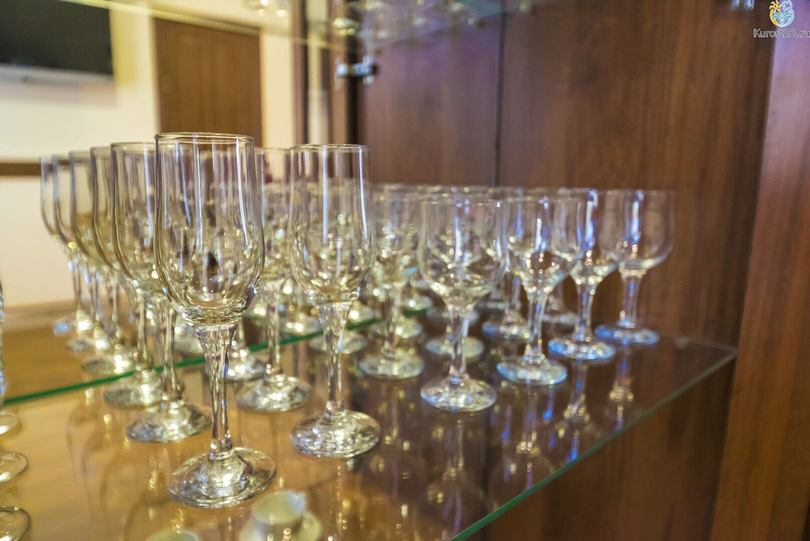 Люкс двухкомнатный с двумя доп. местами