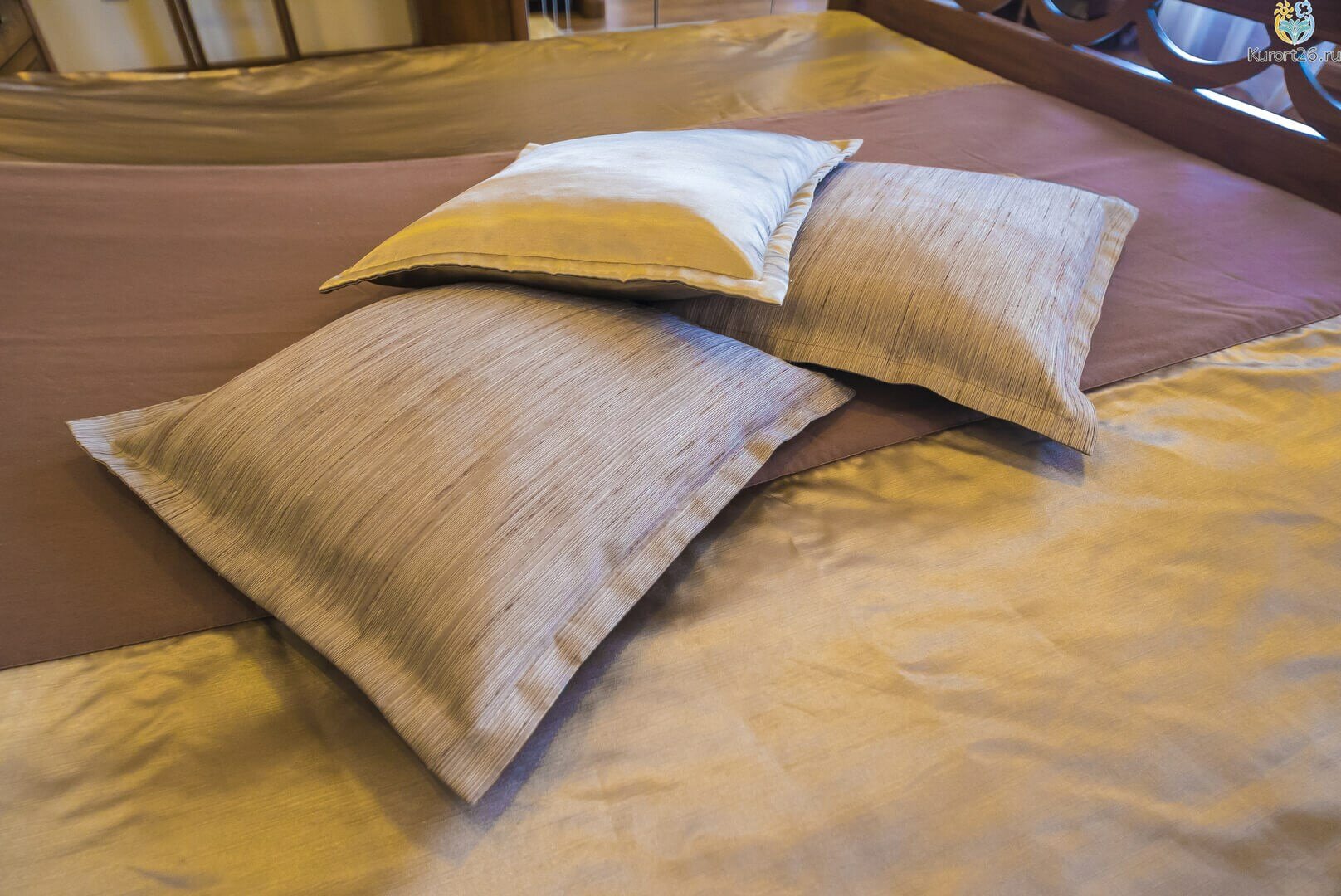 Люкс двухкомнатный с двумя доп. местами