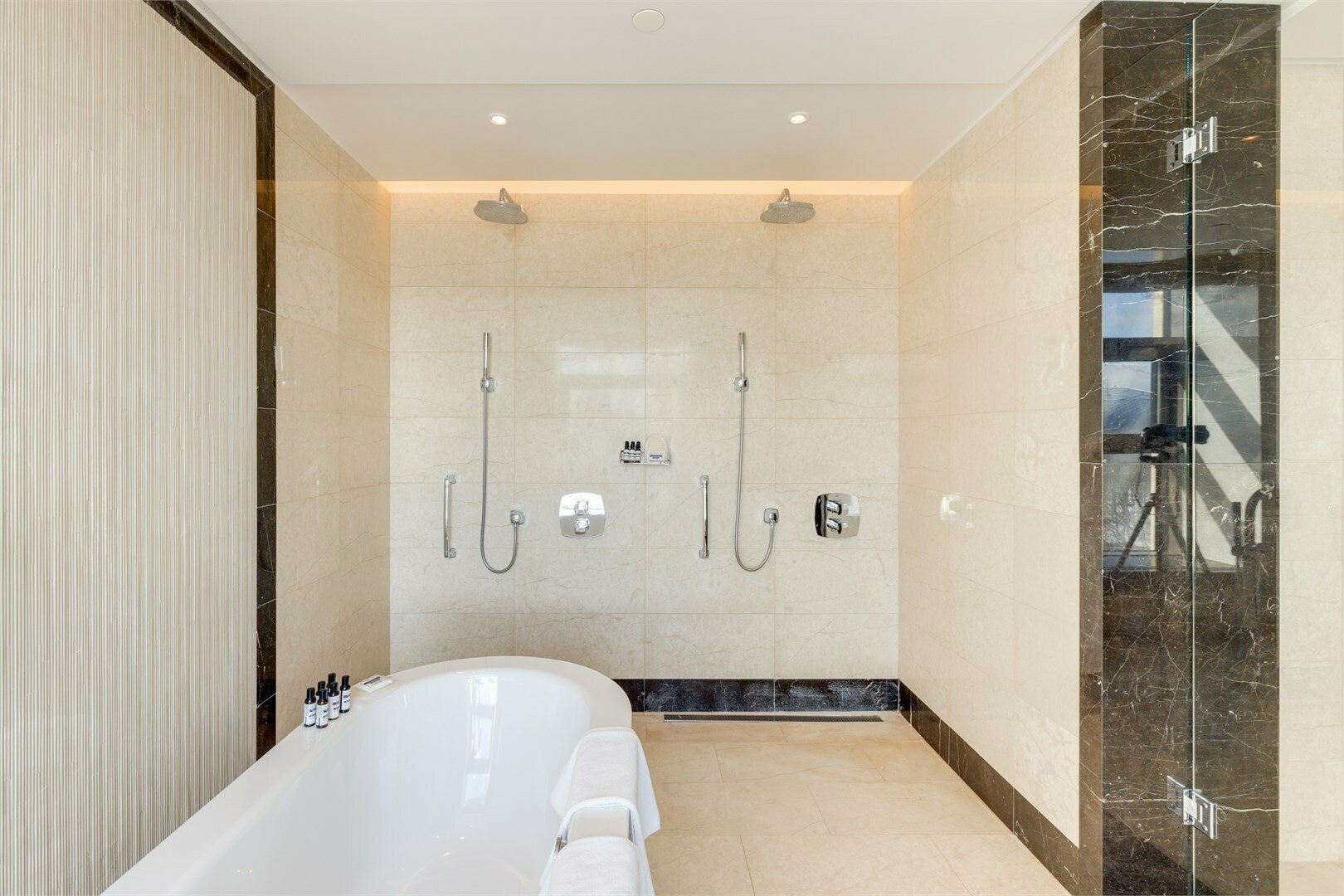 Ридженси Executive Suite