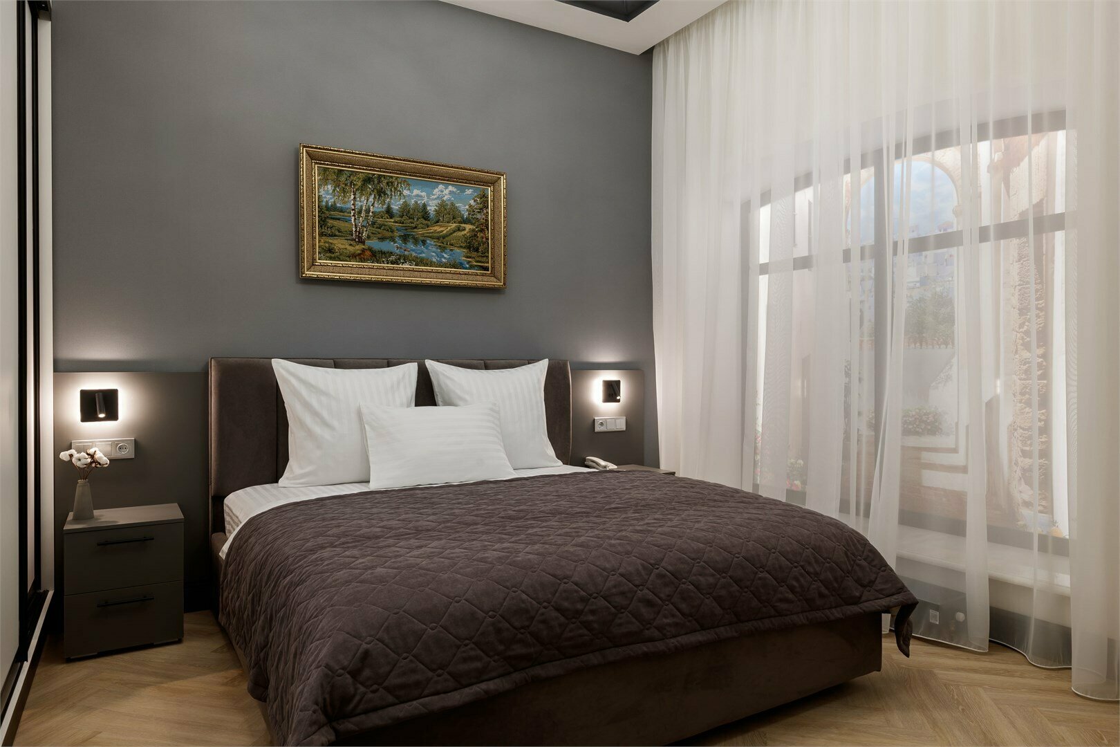 Эконом с фальш-окном