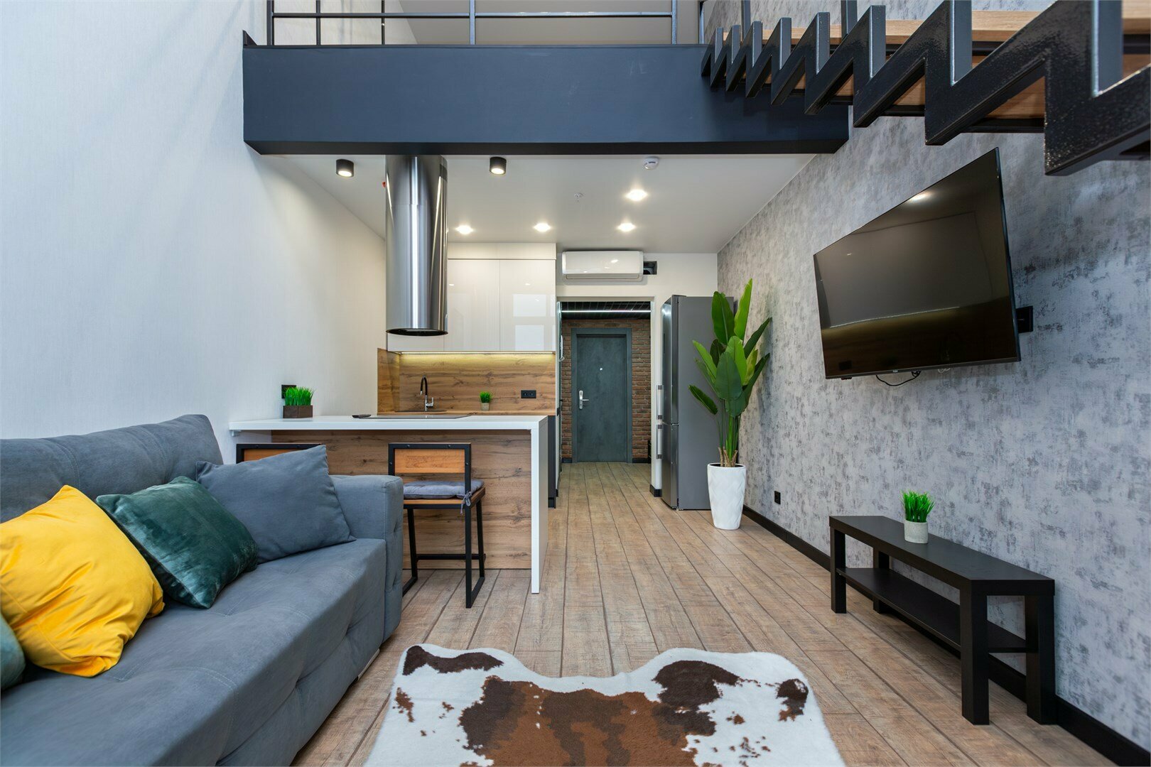 Чернышевского 1Б 1020