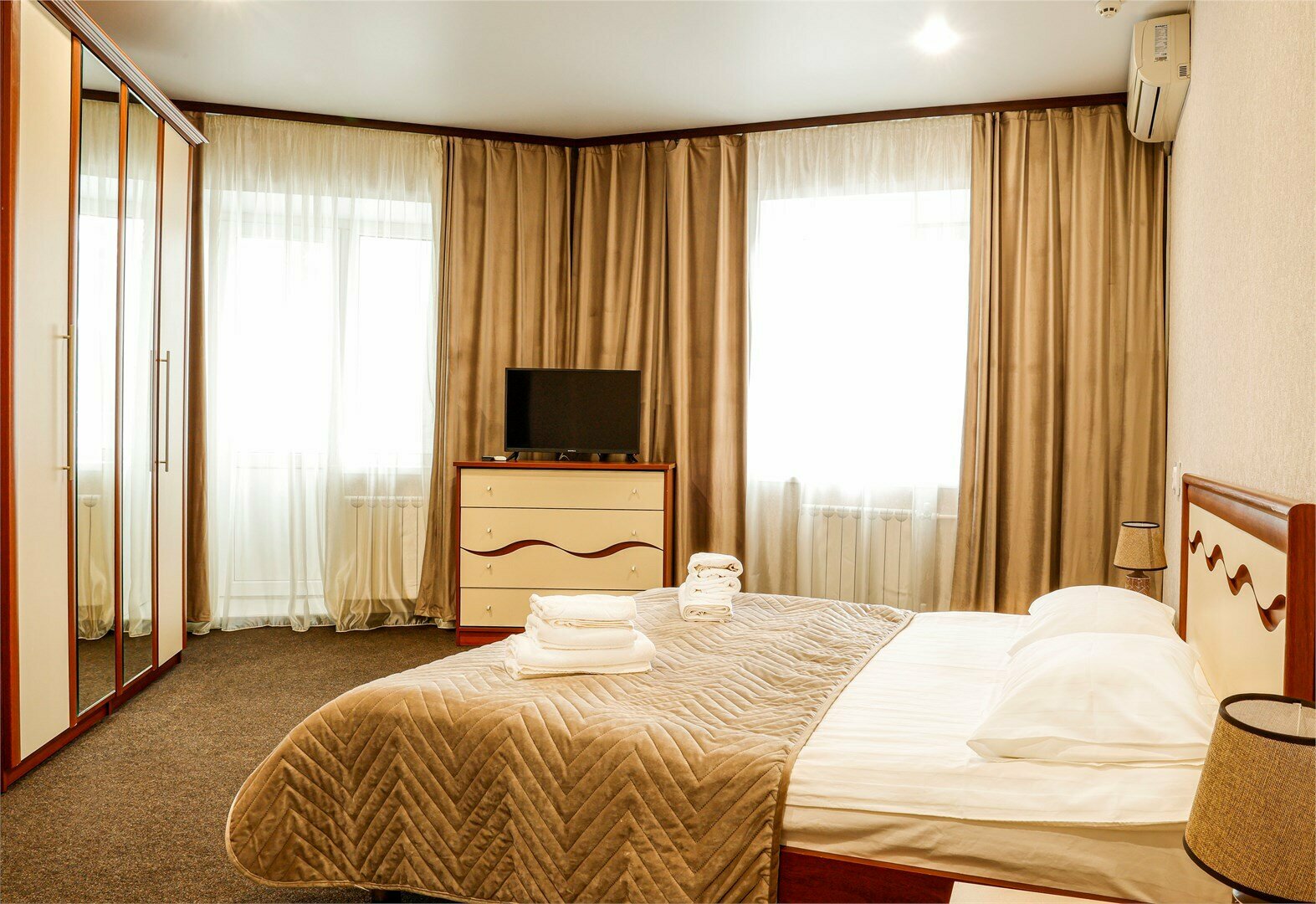 Апартаменты 2х местные с одной двуспальной кроватью