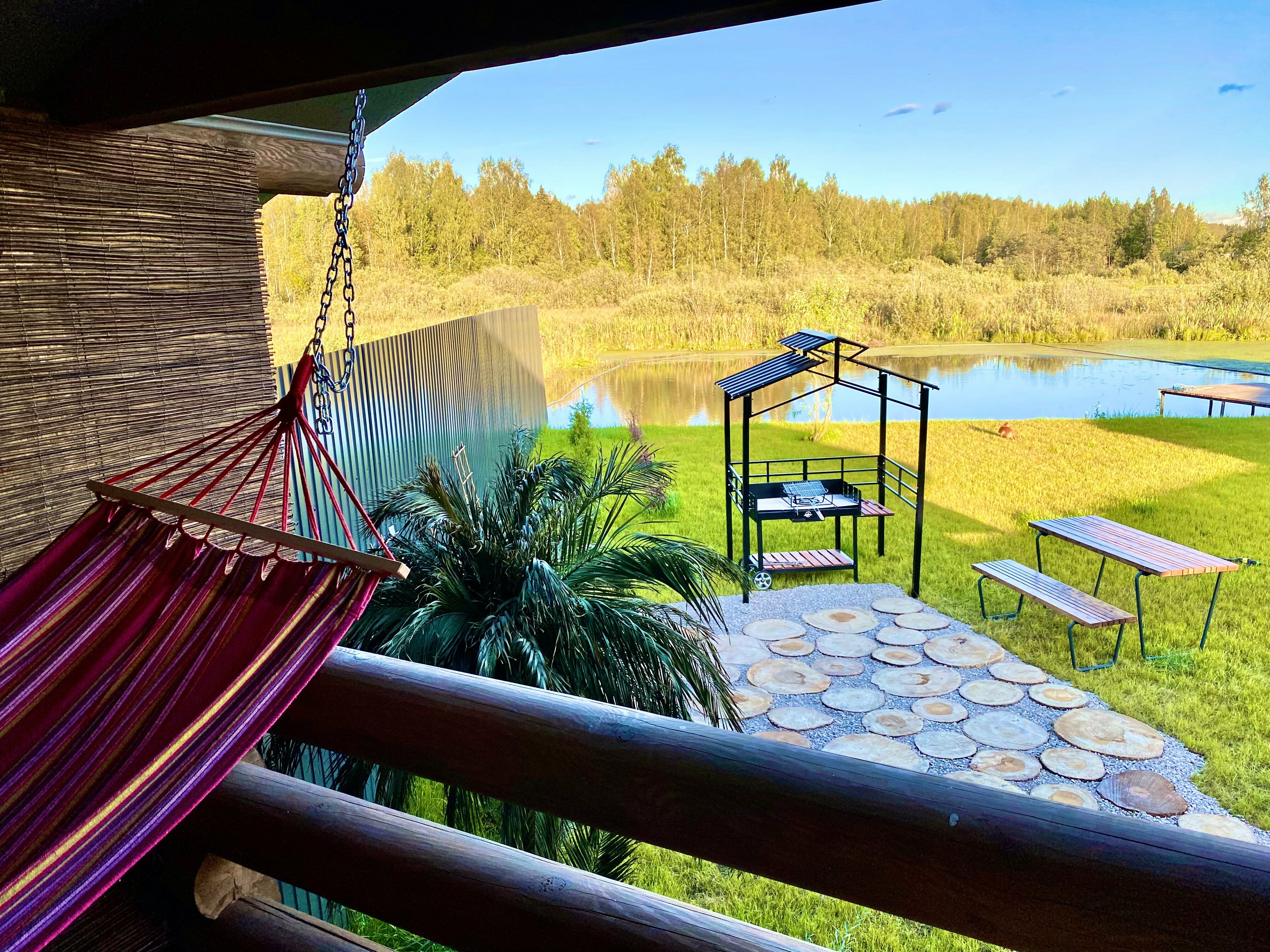 Четырехместный номер с видом на озеро