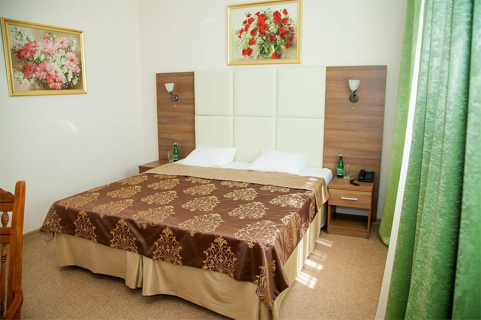 Cемейный номер с собственной ванной комнатой