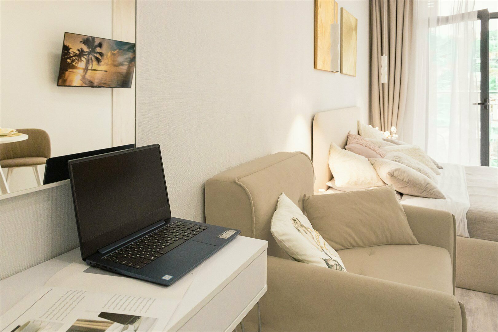 Студия Royal Velvet вид на горы