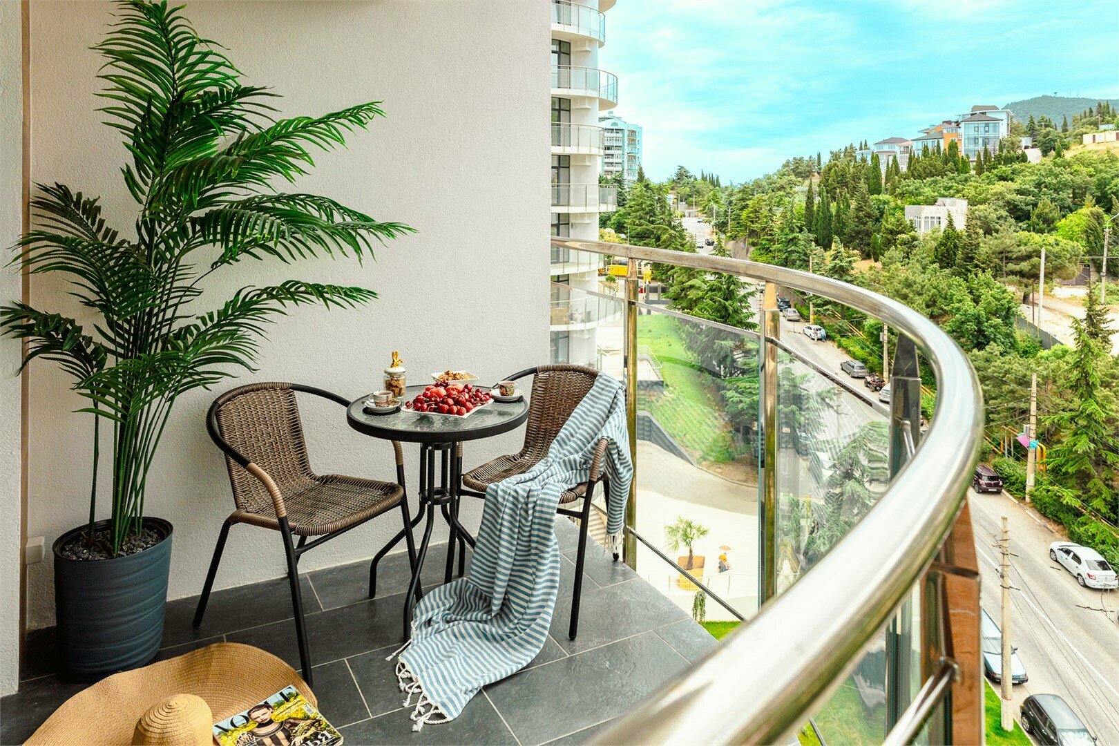 Студия Royal Velvet вид на горы