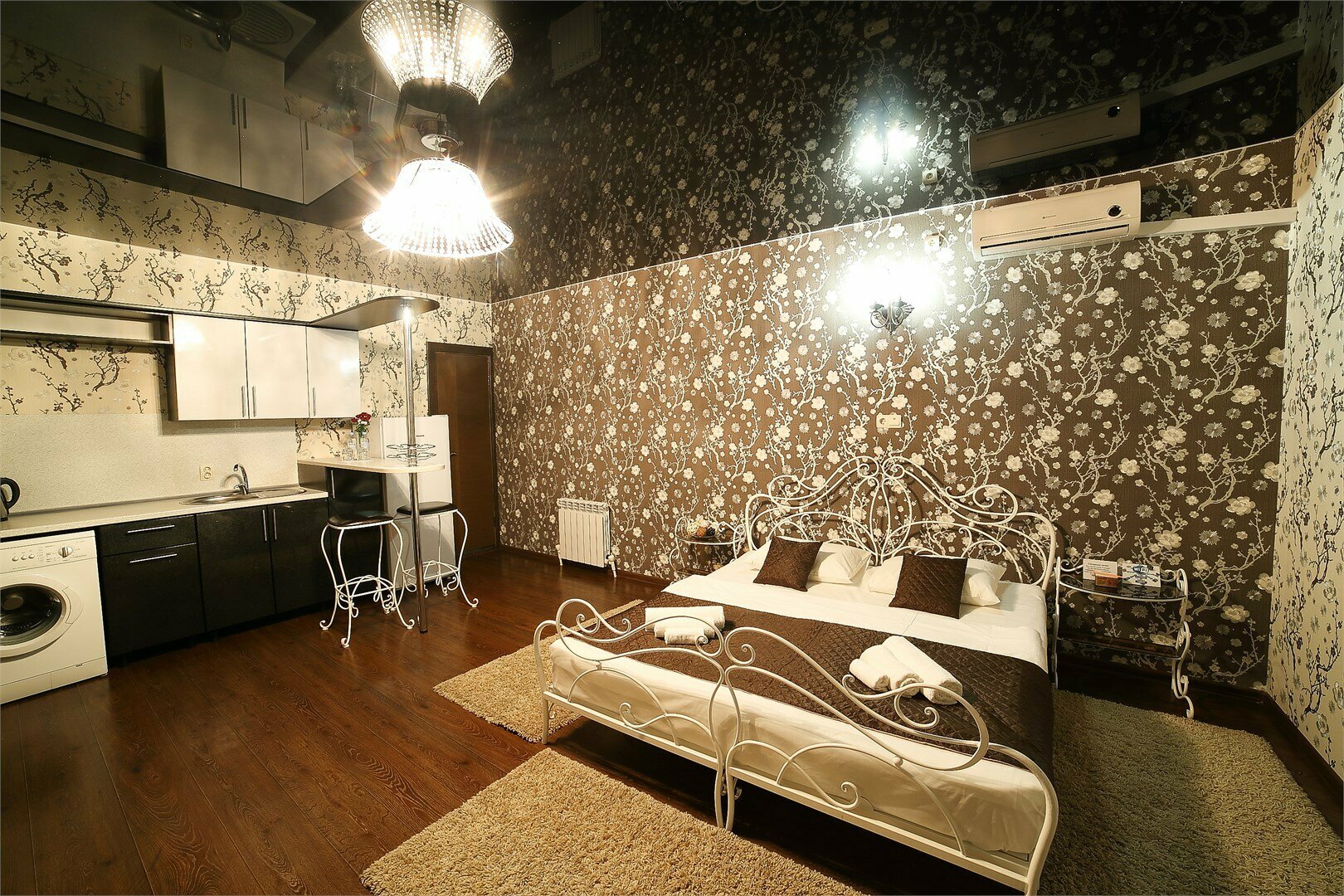 Улучшенный двухместный номер с 2 отдельными кроватями