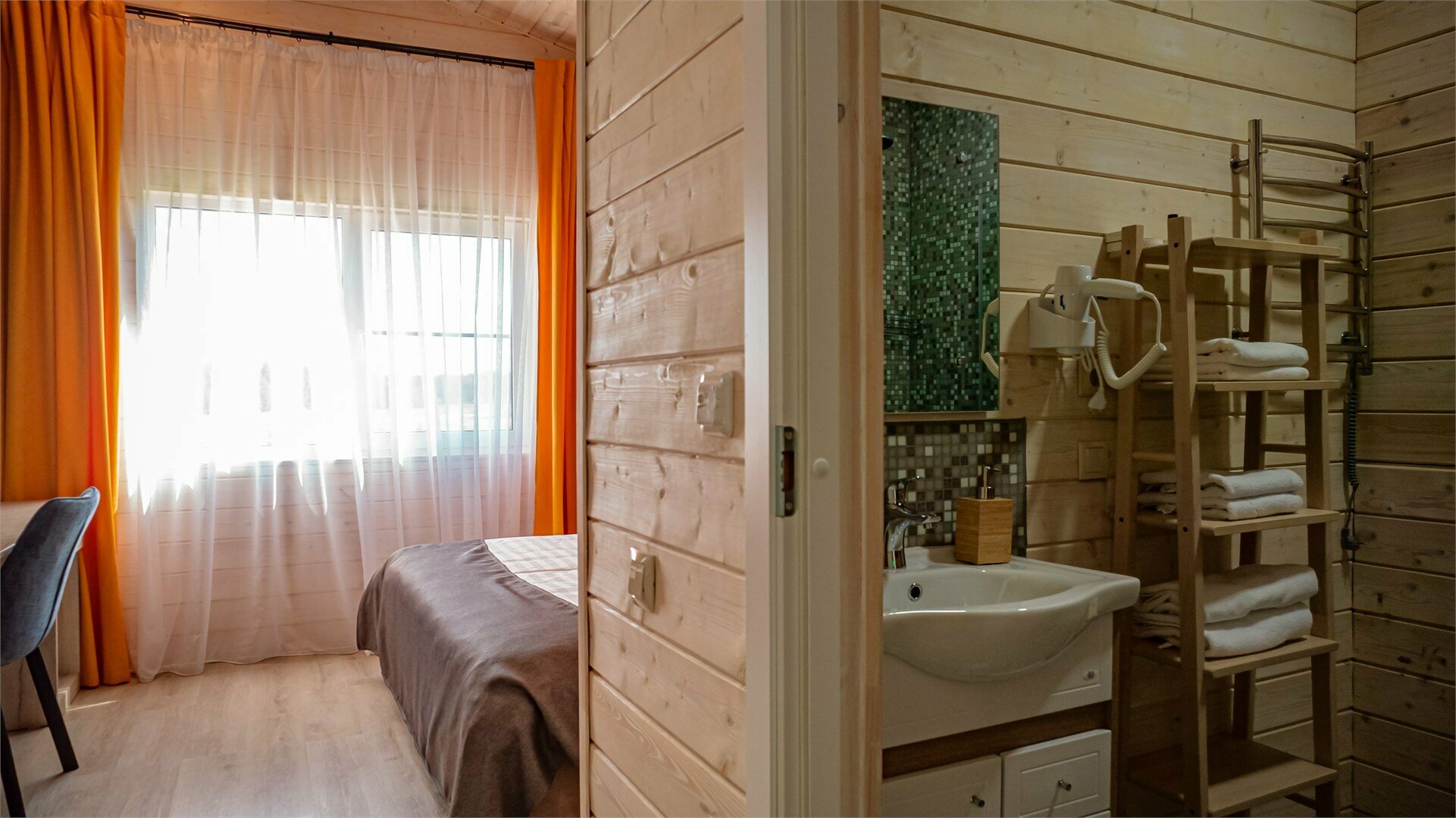 Коттедж «Вилла» с 2мя спальнями (до 5 мест)