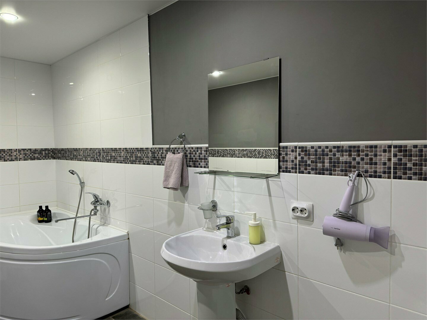 Улучшенный трехместный номер