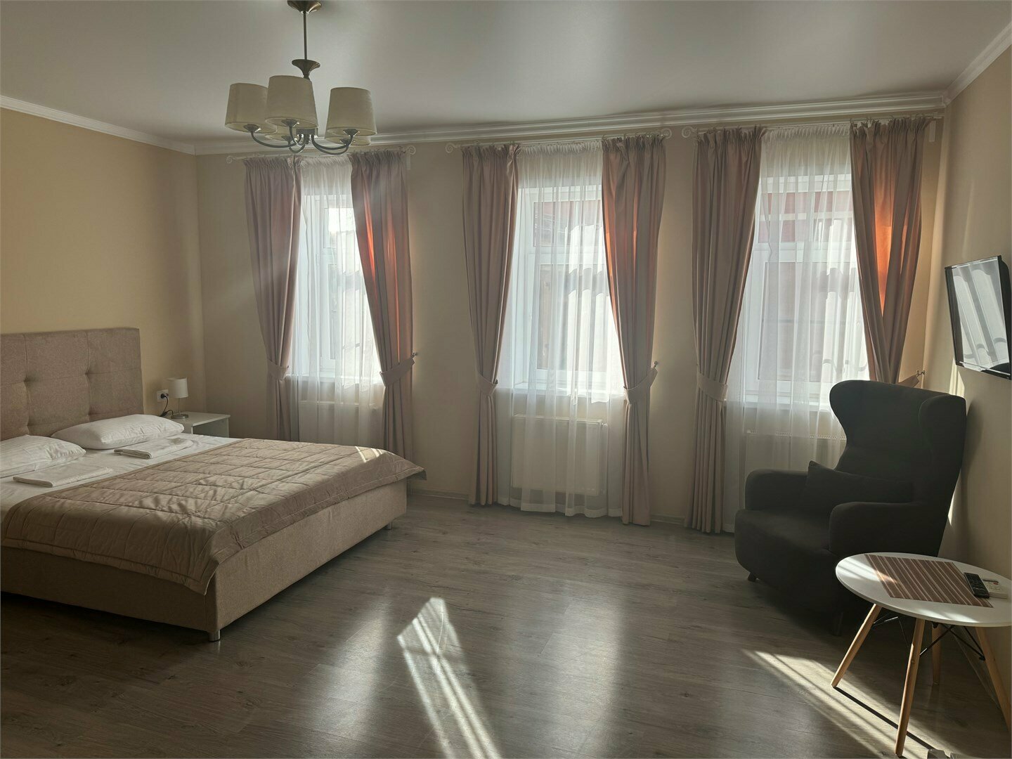 Улучшенный трехместный номер