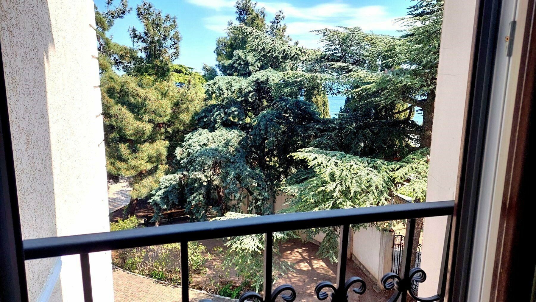 Полулюкс 25, 3й этаж, балкон, вид на море