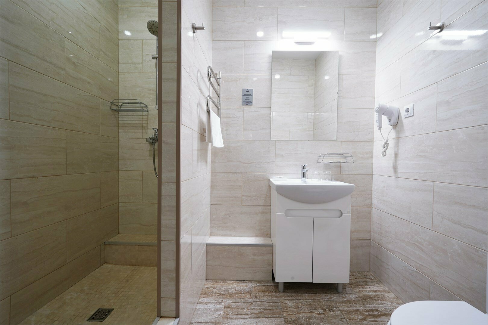 Меблированная комната формата «Классика+» с 1 кроватью