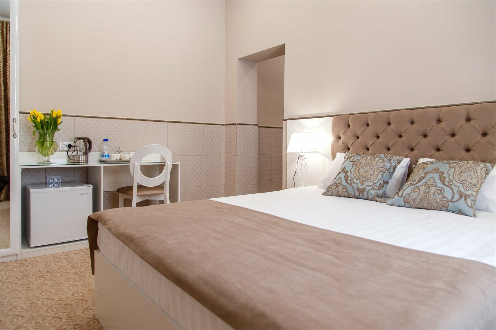 Улучшенный двухместный номер с 1 кроватью