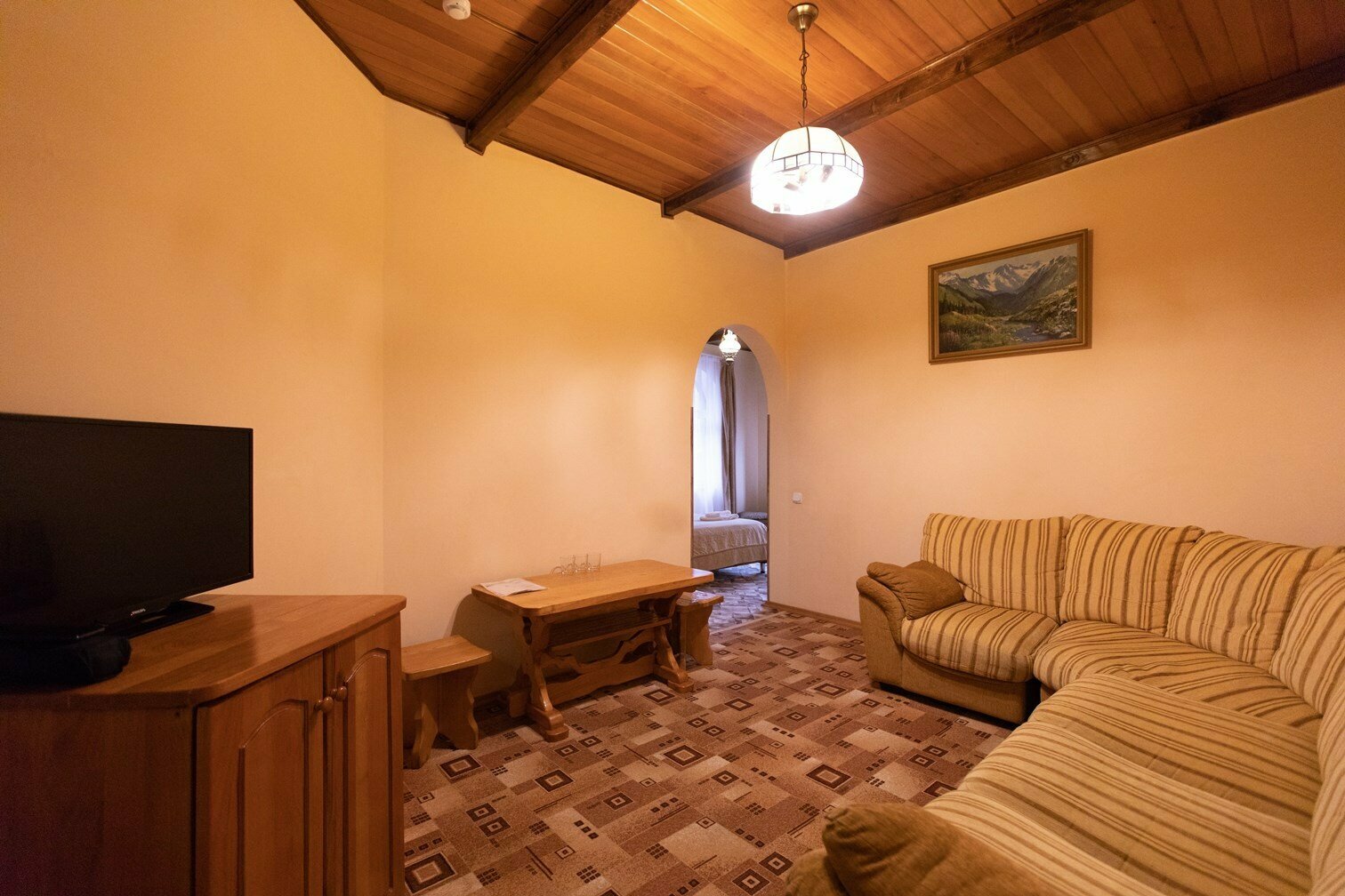 Улучшенный двухместный номер с 2 отдельными кроватями