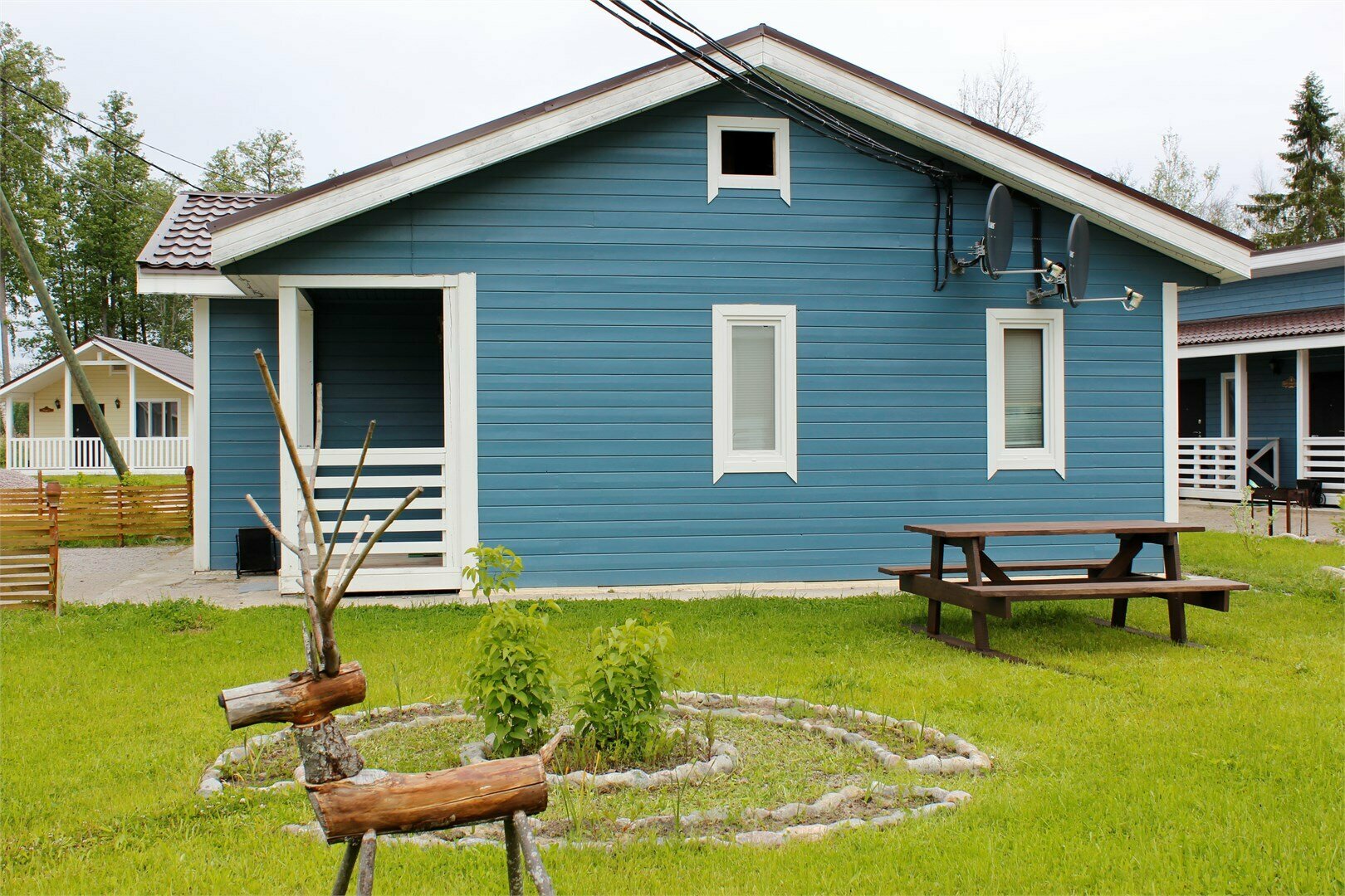 6ти местный одноэтажный коттедж с 3мя спальнями, 2мя двуспальными кроватями и 2мя односпальными