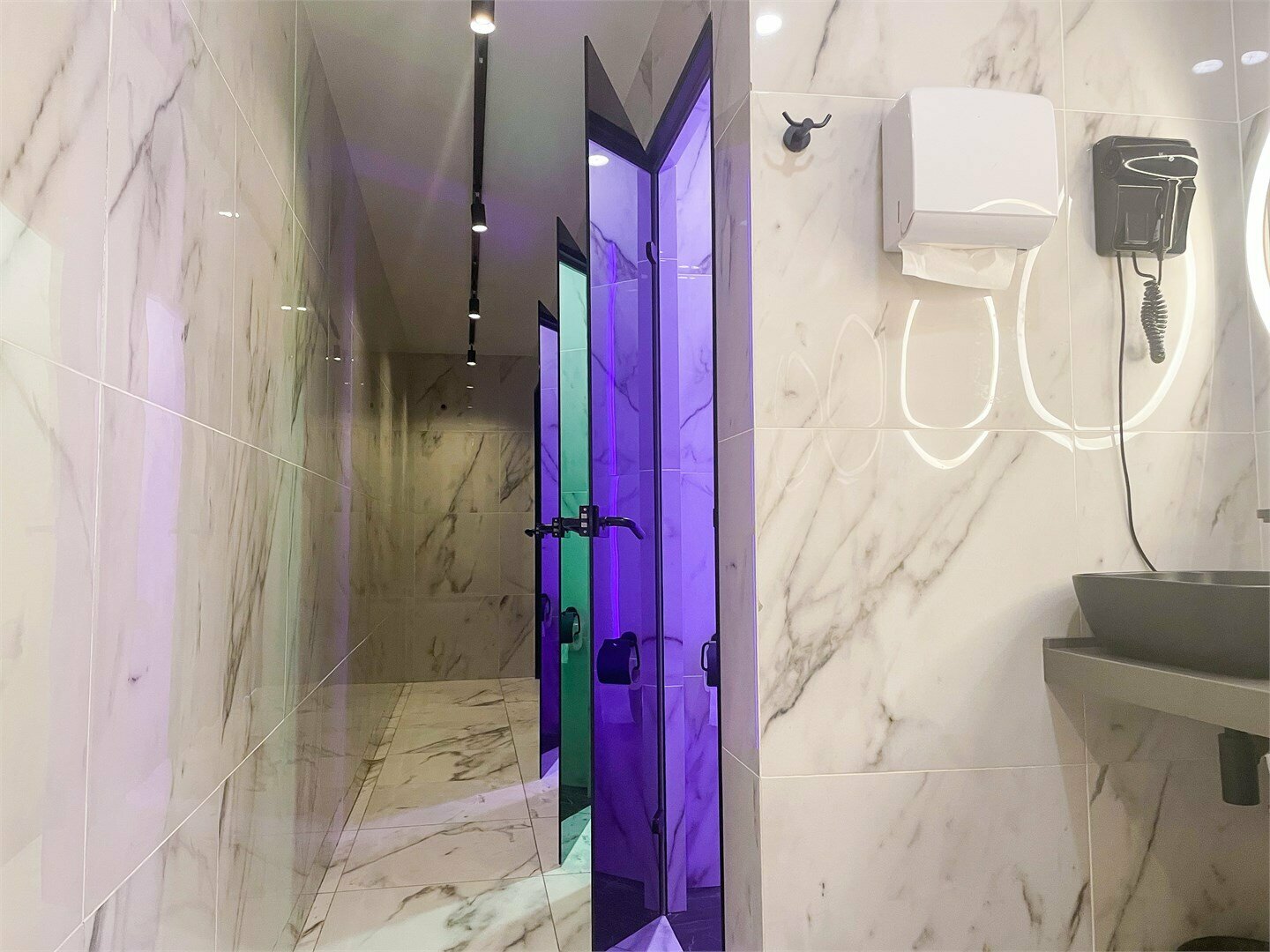 Одноместная капсула в общей зоне (верх)