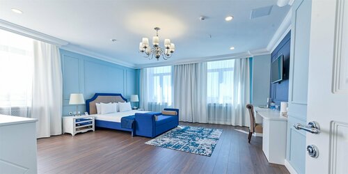 Четырехместный номер Делюкс в Reston Hotel & SPA
