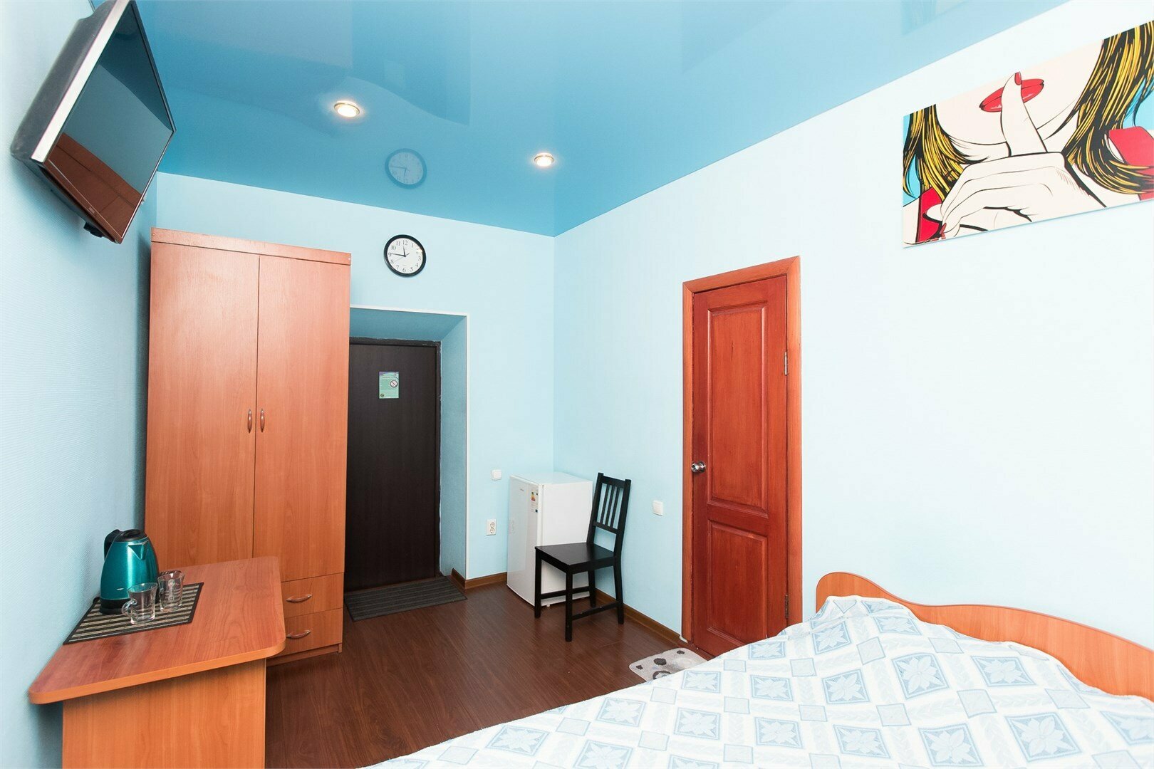 Двухместный (большой двухместный номер с одной кроватью)