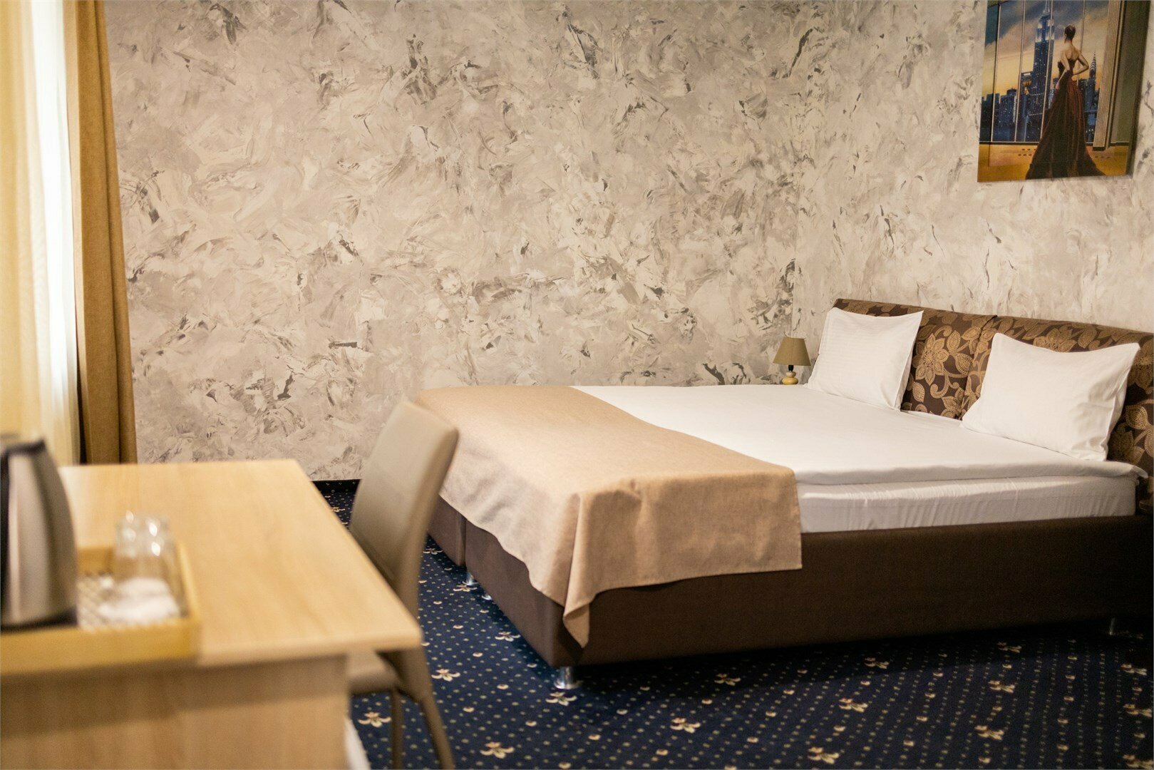 Улучшенный  номер с одной  кроватью