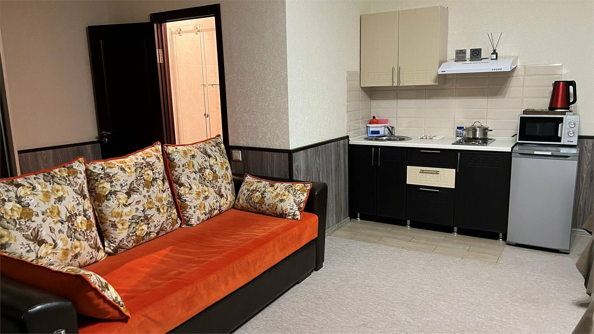 Студия четырехместная