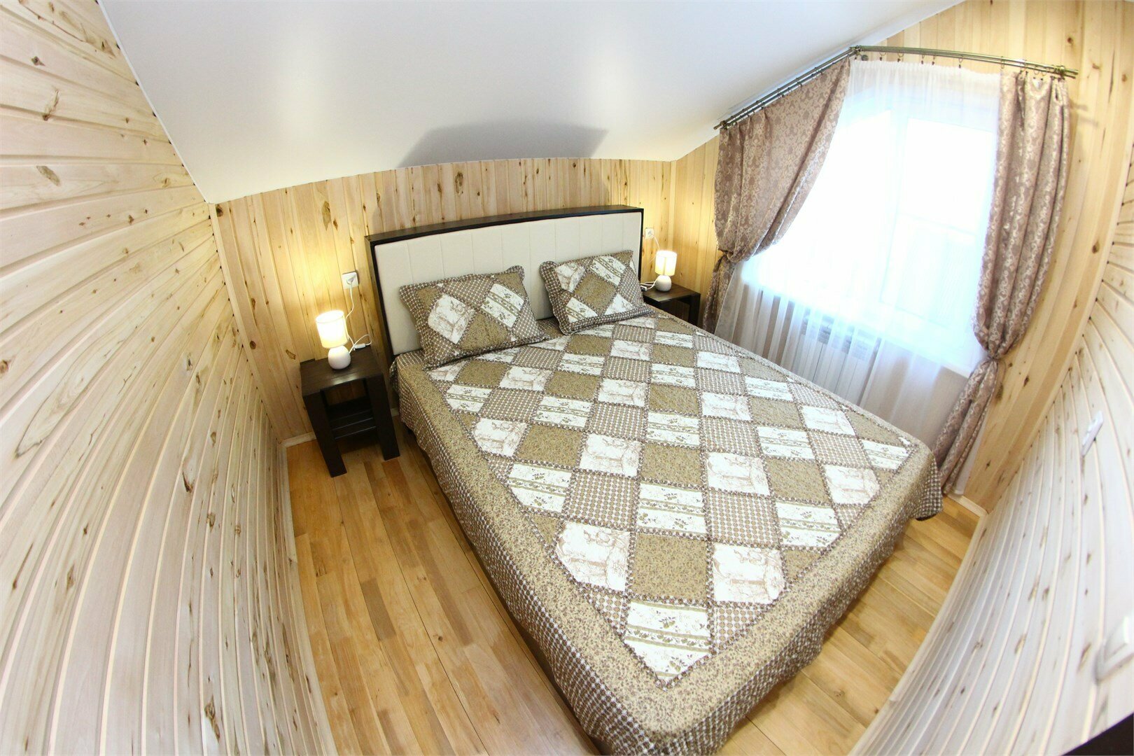 Люкс, вид на сад