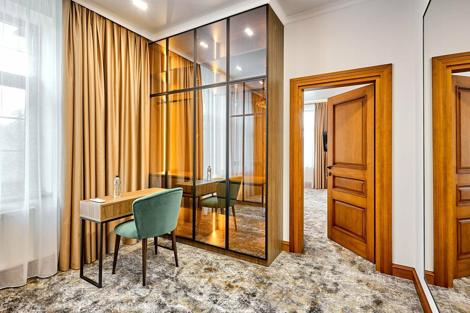 Вилла Монополь