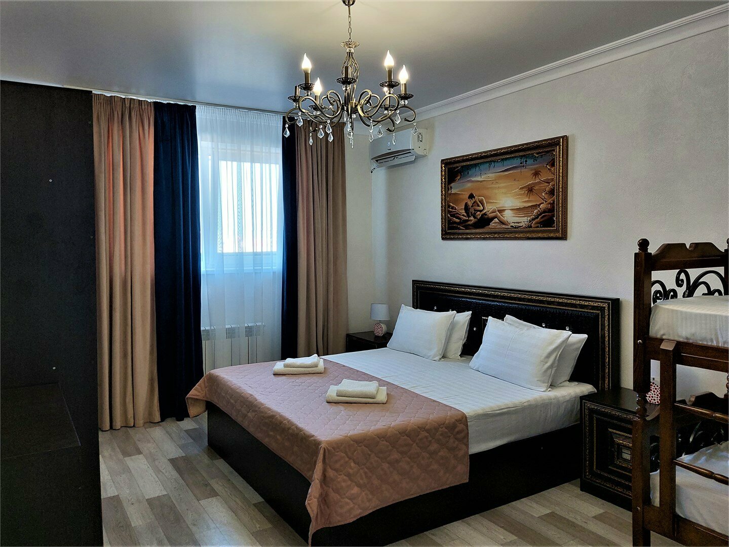 Комфорт двухкомнатный (основной корпус, отель "три звезды")