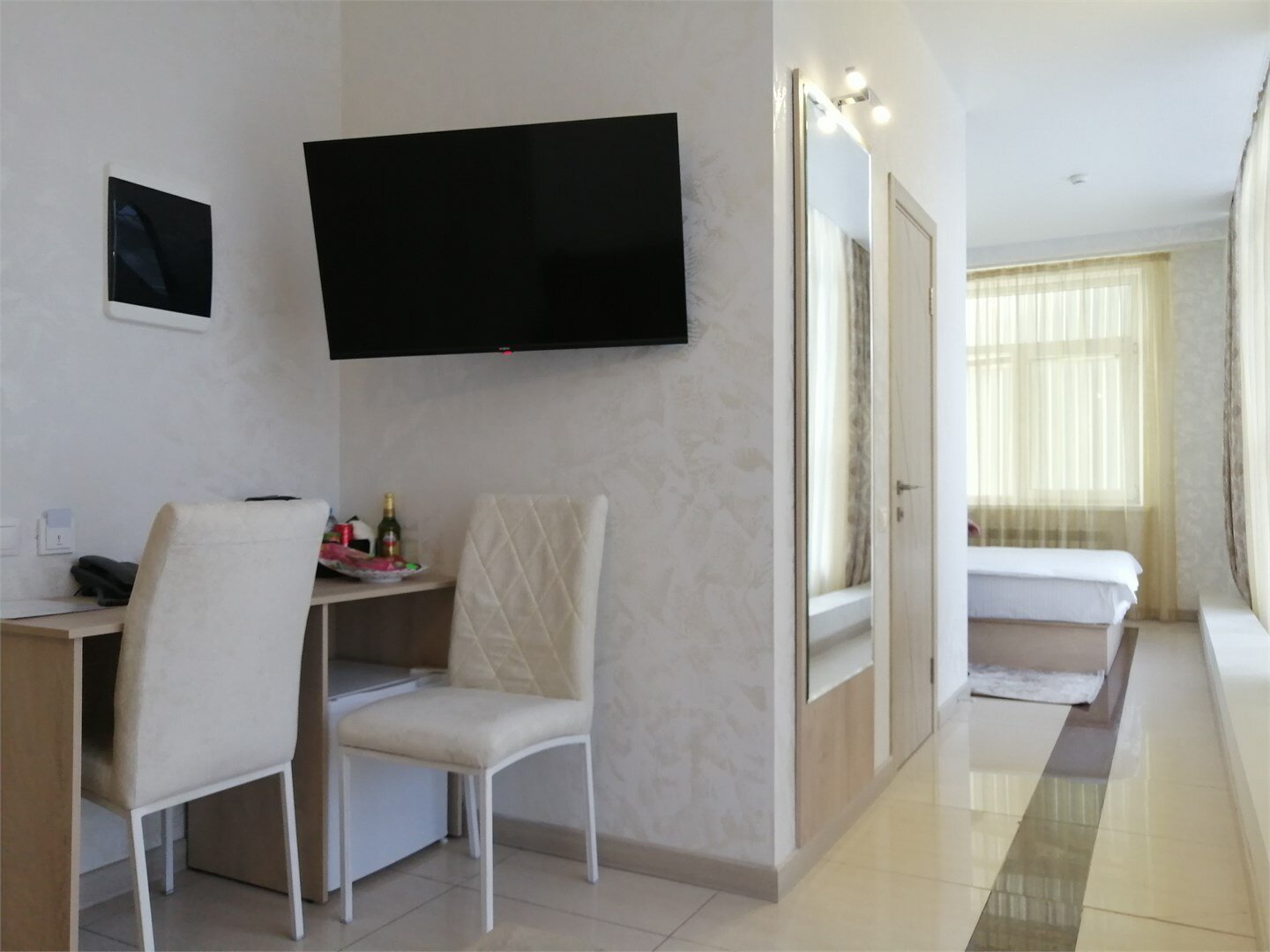 КОМФОРТ с холлом 3-местный. Новый номерной фонд