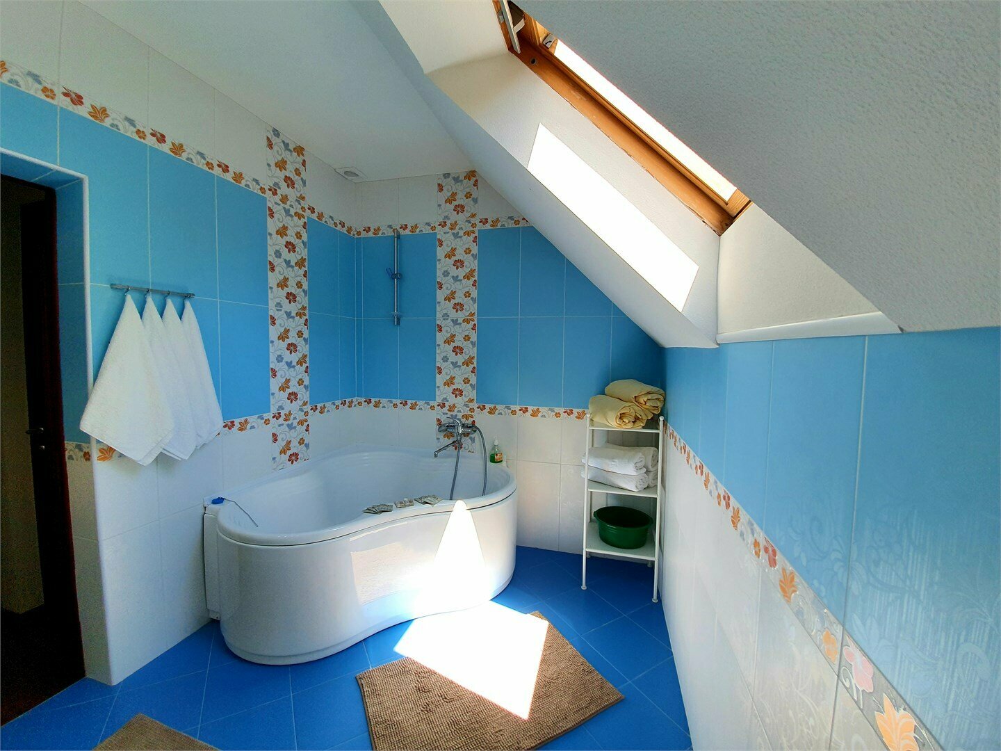 Люкс с 1 спальней № 52