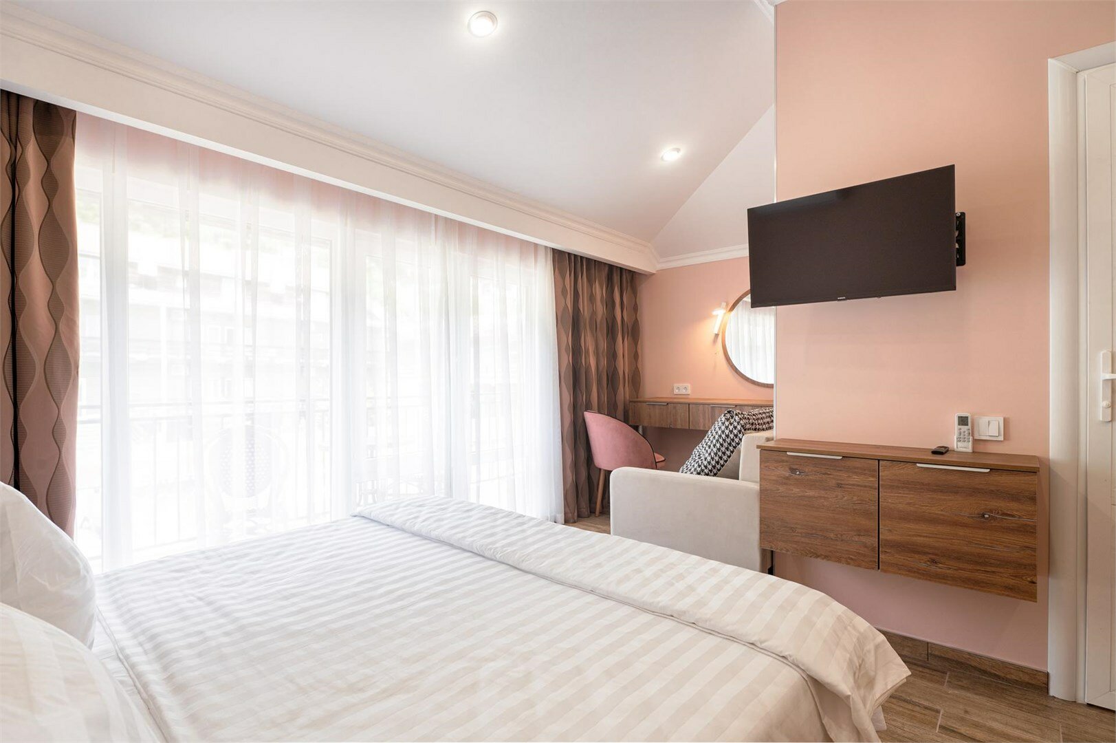 Стандарт улучшенный с балконом