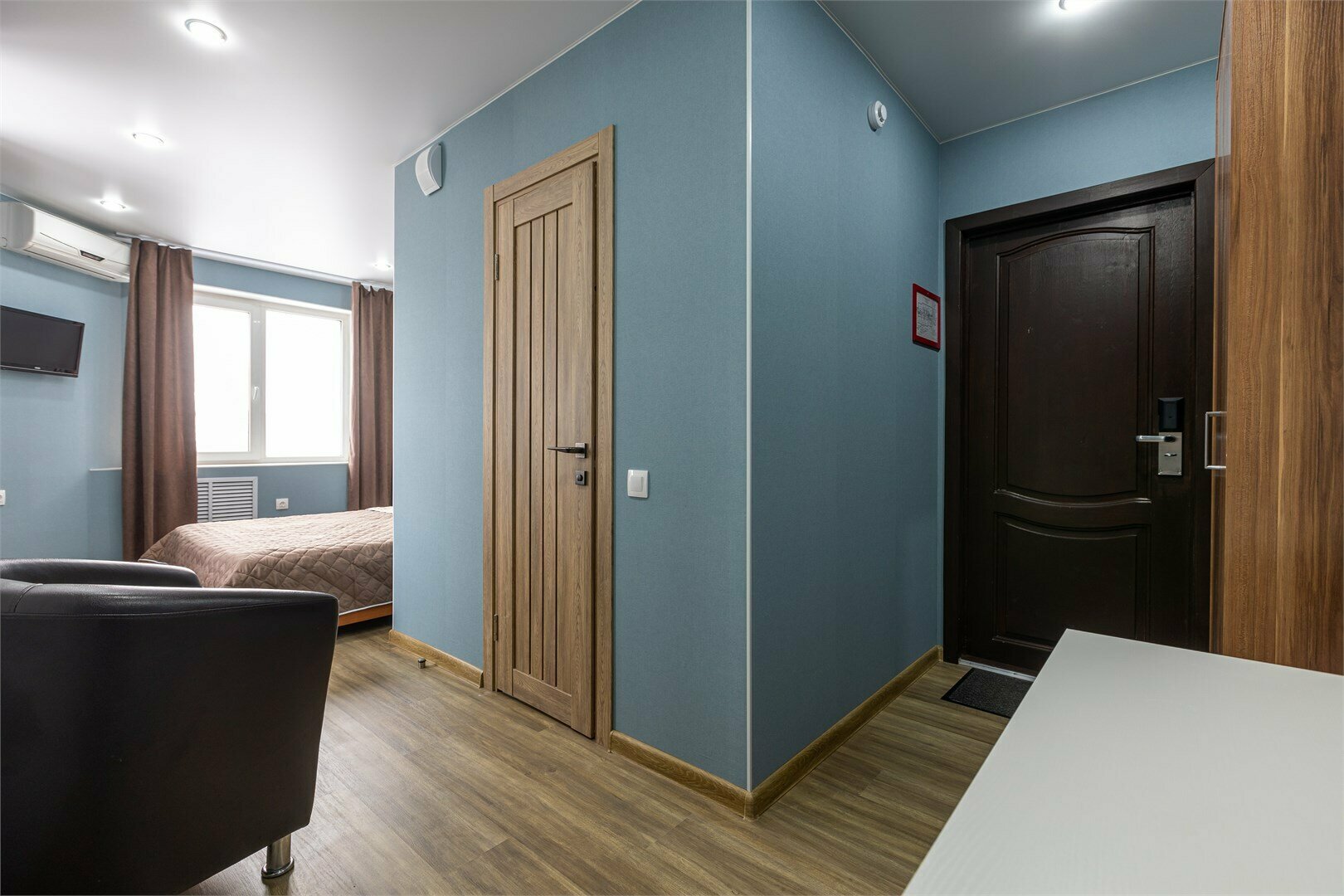 Большой двухместный номер с 1 кроватью