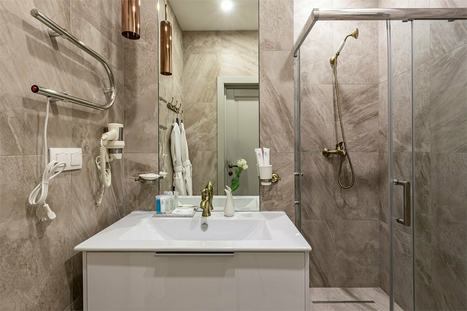 Номер Делюкс