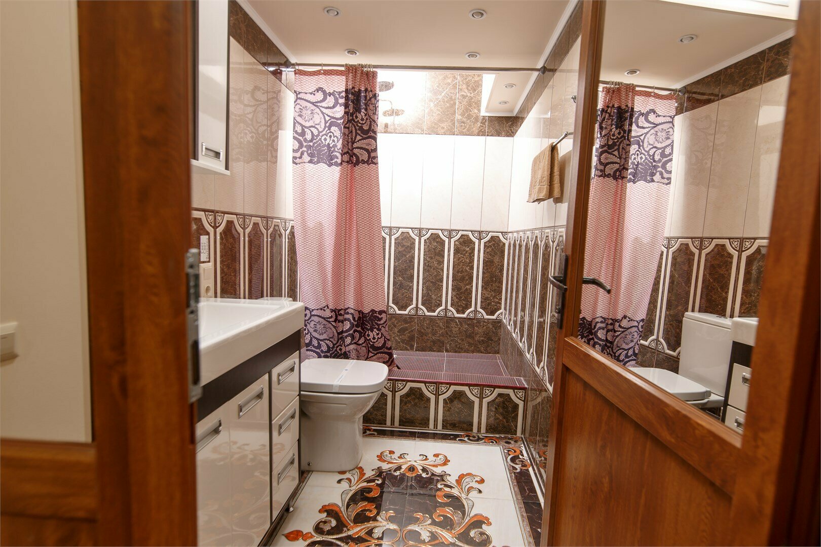 № 11 Студия с балконом, 2 - спальной кроватью и диван-кроватью