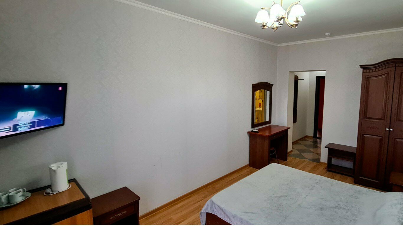 ПОЛУЛЮКС 3-МЕСТНЫЙ