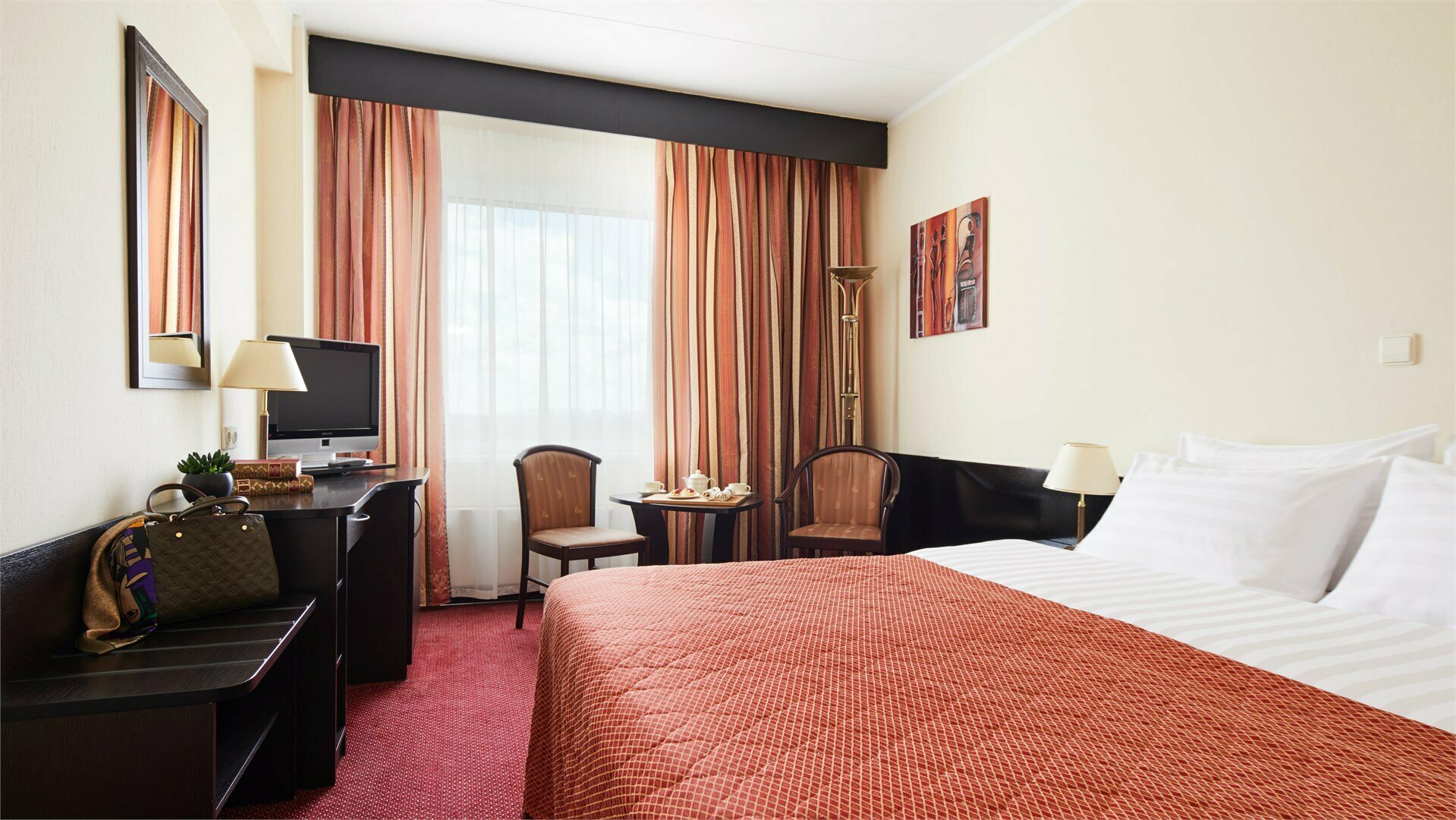 Стандарт плюс двухместный  с широкой кроватью