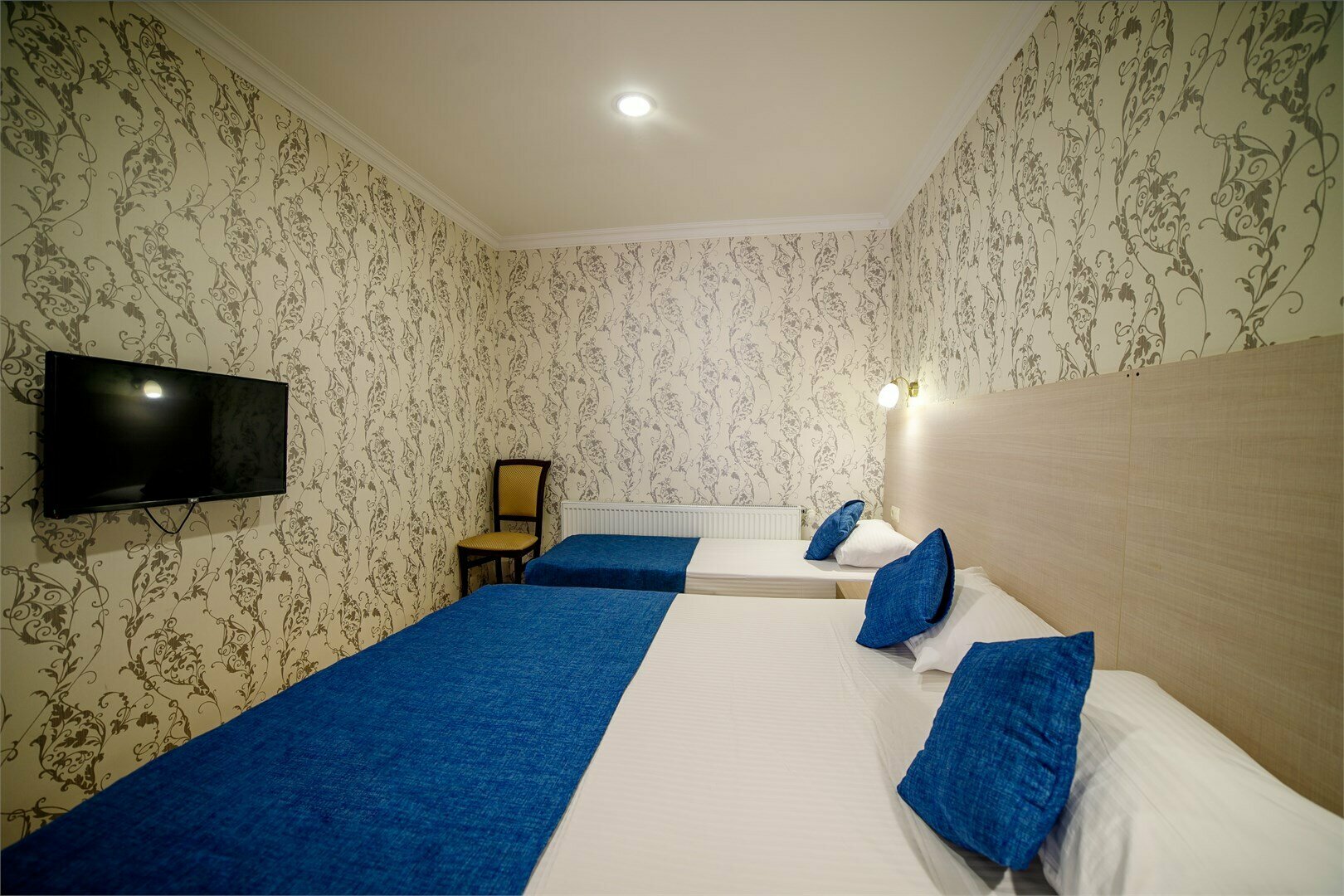 Апартаменты двухкомнатные с кухней и террасой