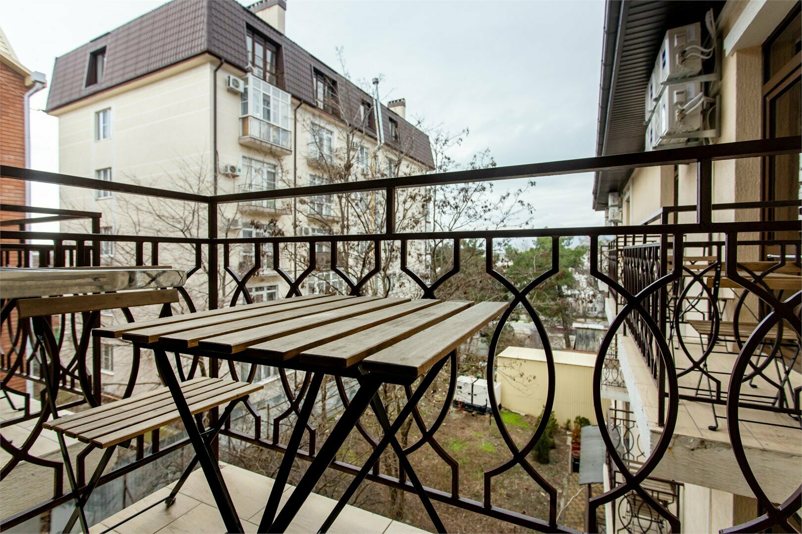 Семейный с балконом