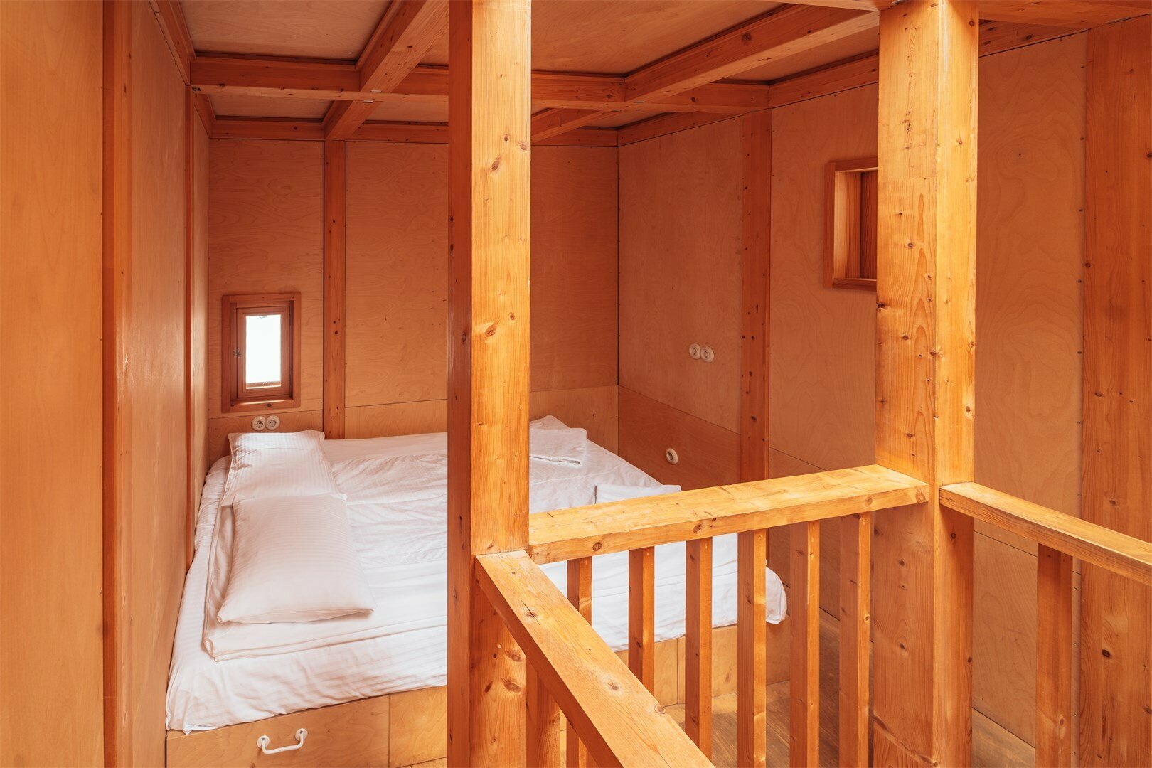 арт-дом  «Вилла ПО-2», авторы Александр Бродский, Антон Тимофеев