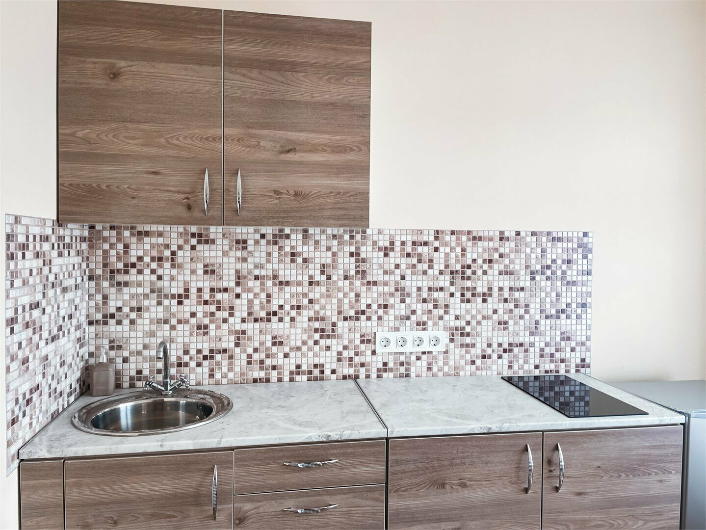 Улучшенный двухместный номер с 2 отдельными кроватями