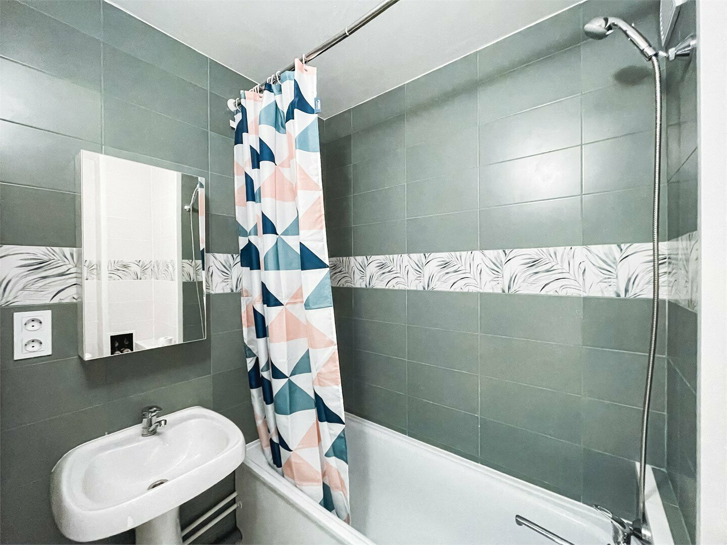 Улучшенный двухместный номер с 2 отдельными кроватями