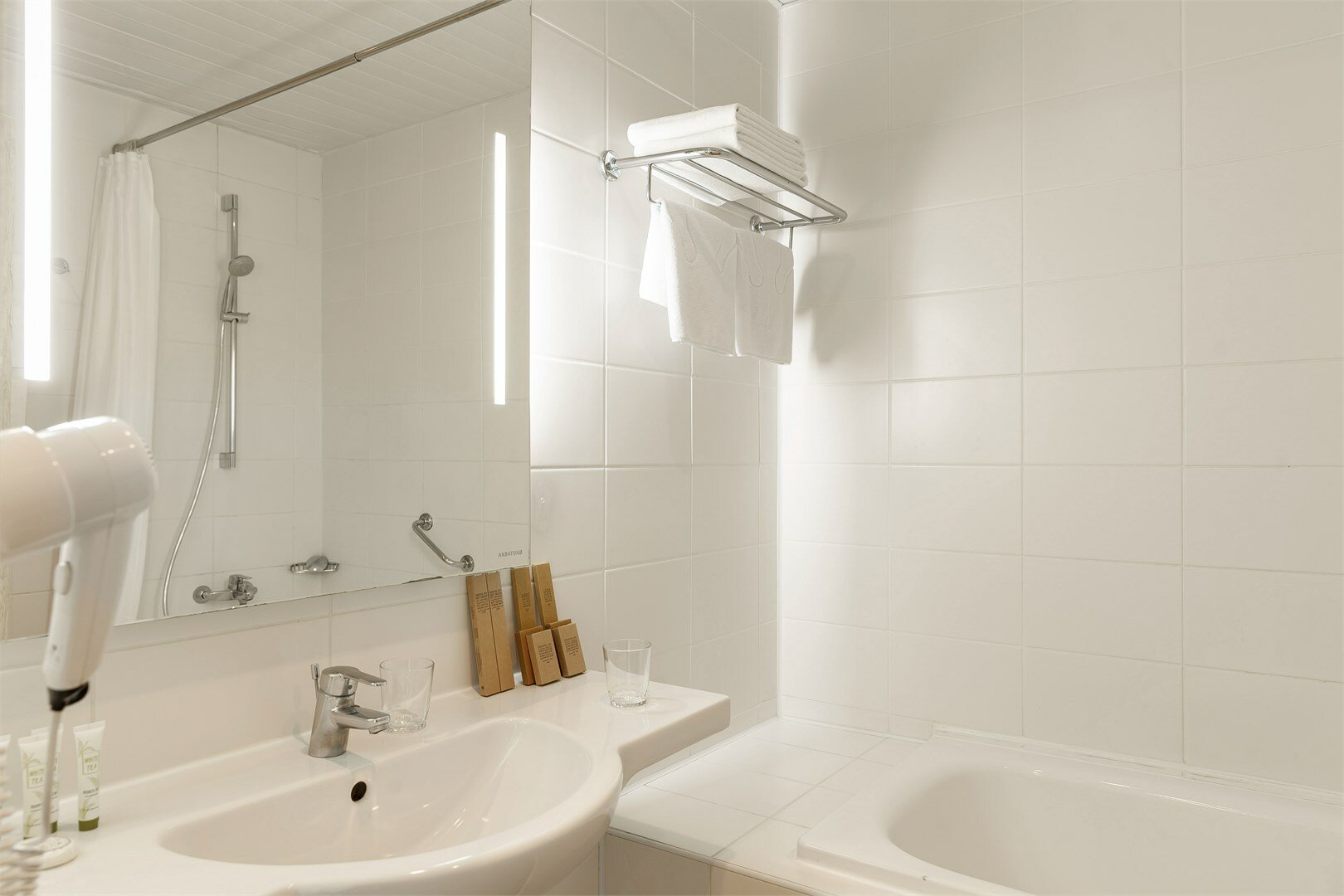 Апартаменты двухкомнатные с кухней