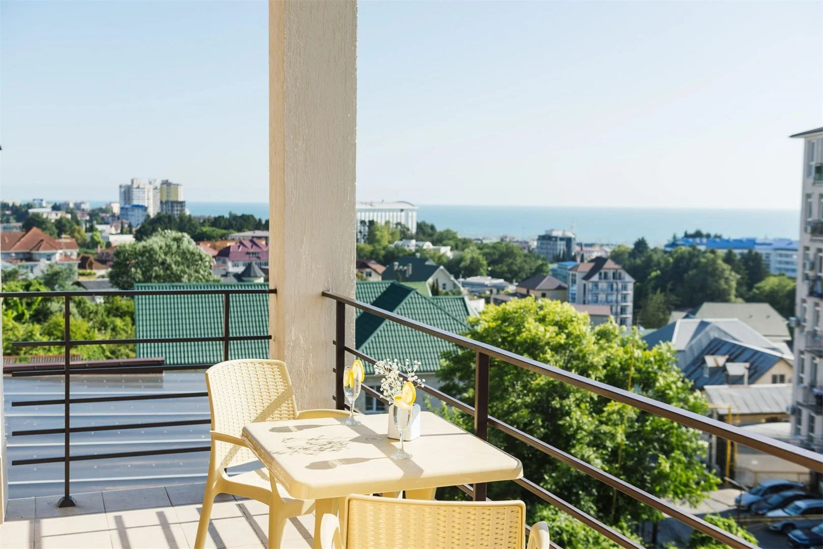 Апартаменты с видом на бассейн