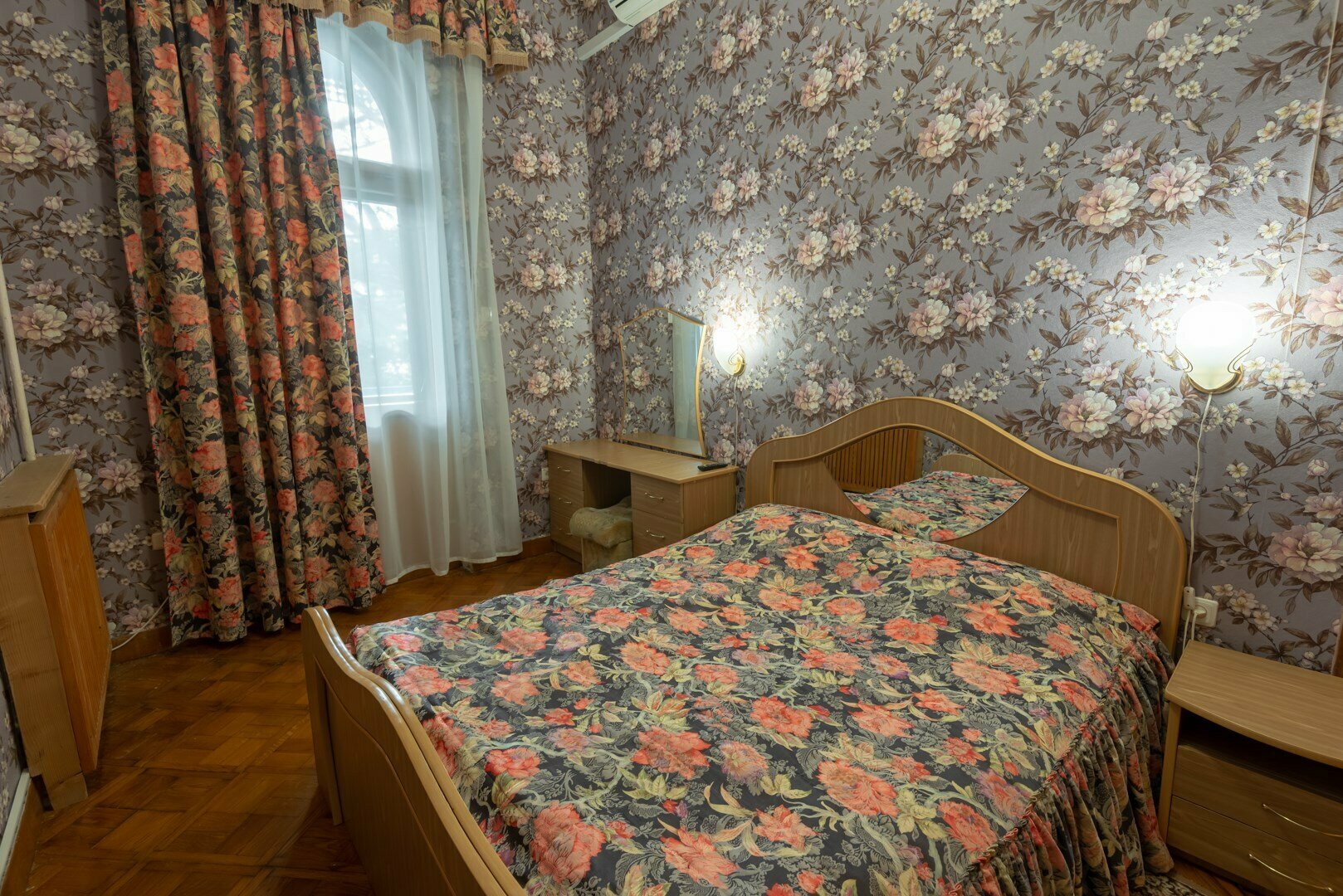 Полулюкс двухкомнатный (корпус №2)