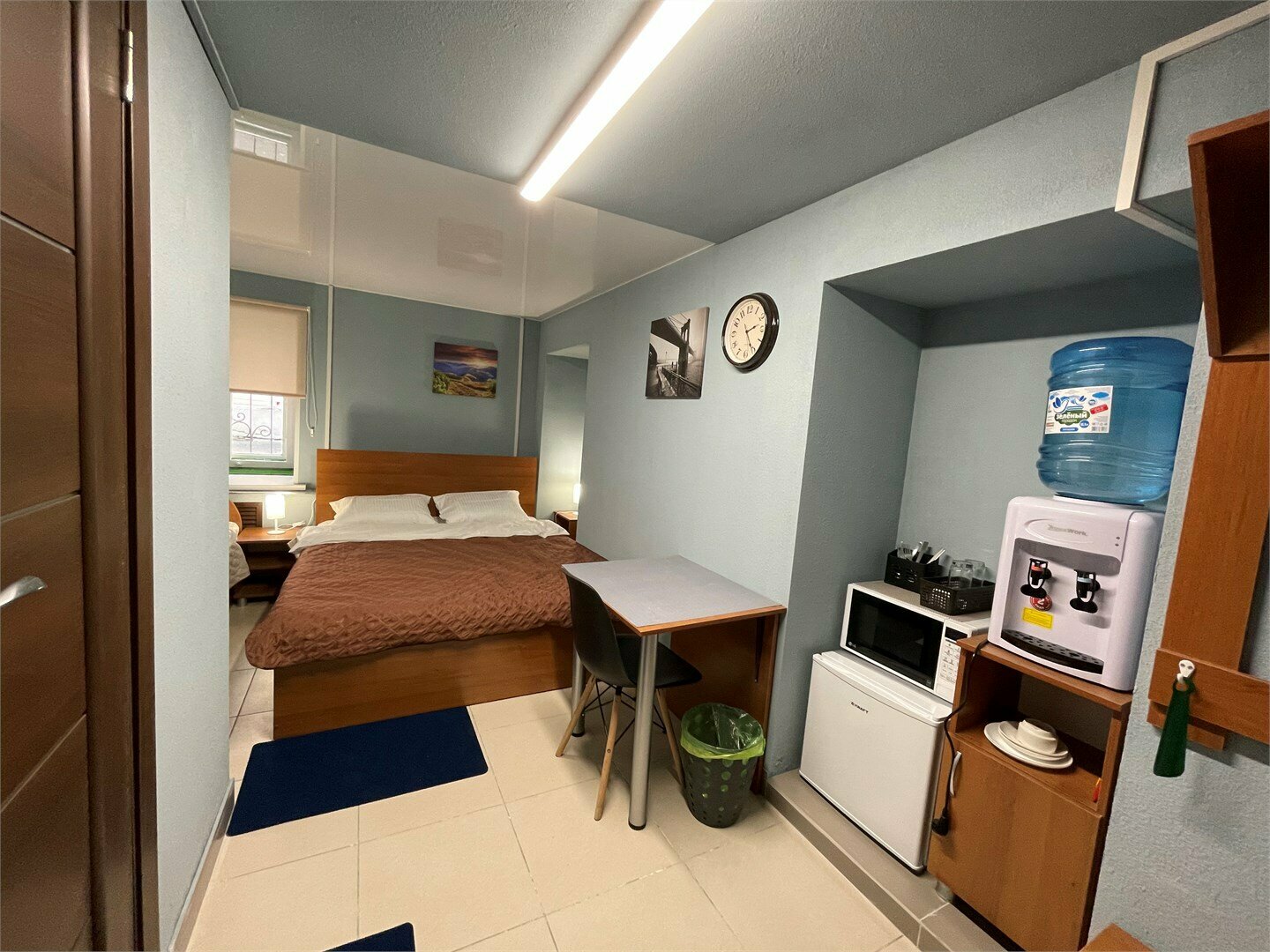 Номер стандарт улучшенный с 1 односпальной и 1 двуспальной кроватью