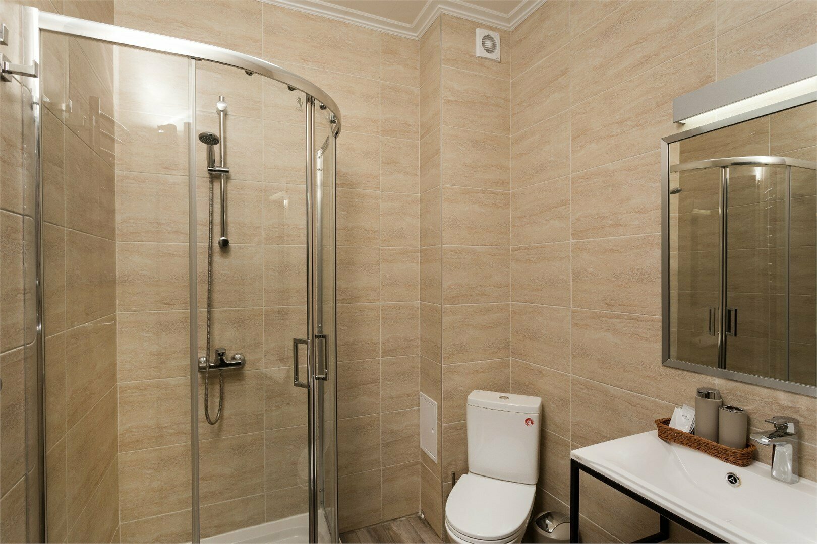 Стандарт двухместный с одной большой кроватью