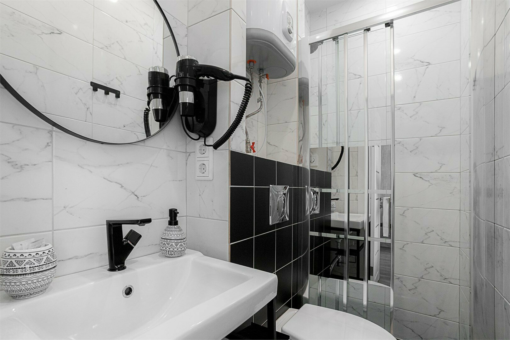 Небольшой двухместный номер с 1 кроватью