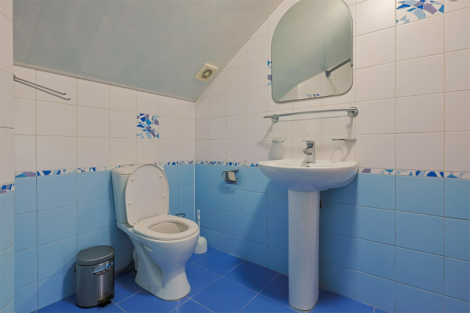 Стандарт 2-х местный на мансарде