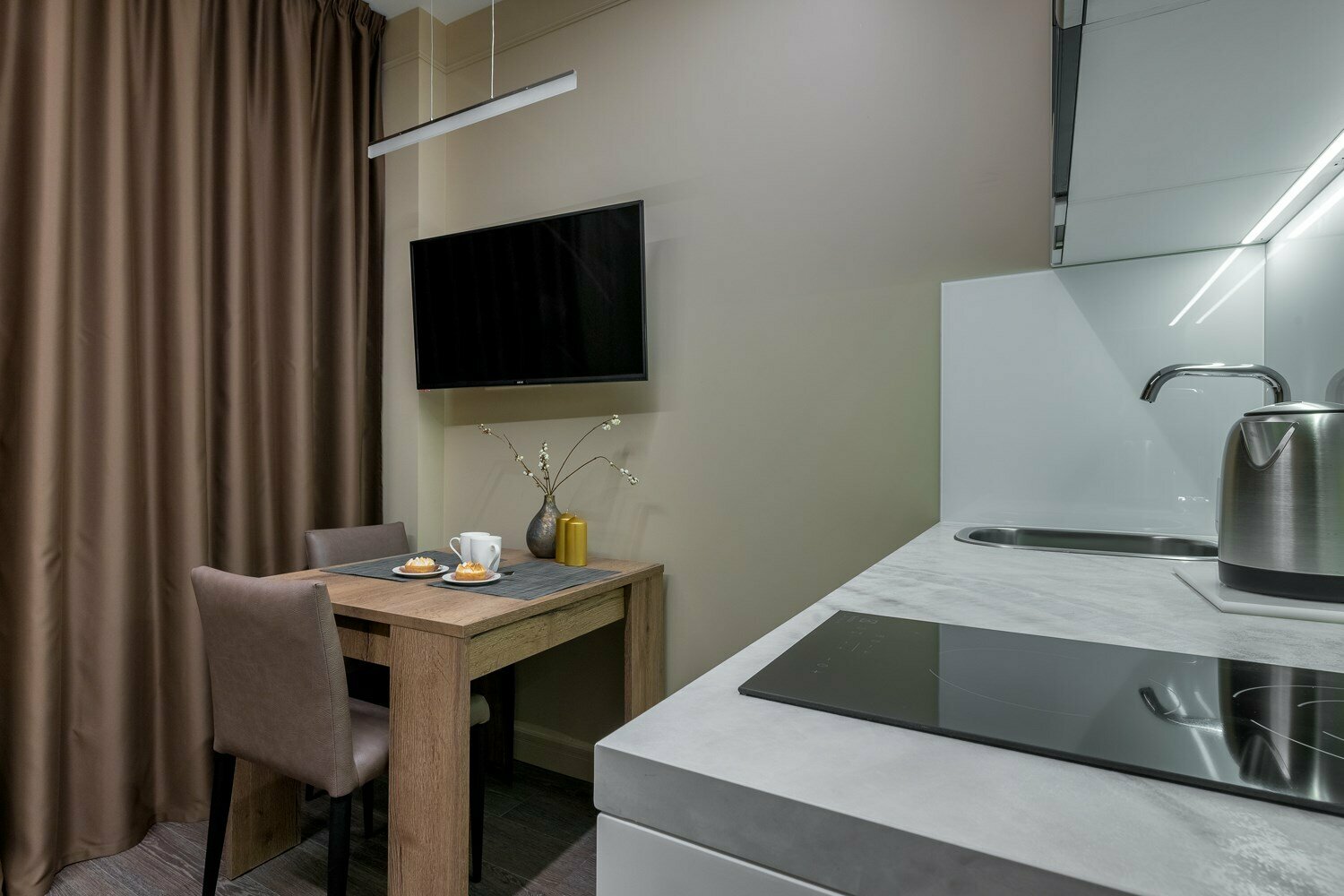 "Пьетро" с отдельной террасой 40 кв.м с кондиционером с отдельной спальней